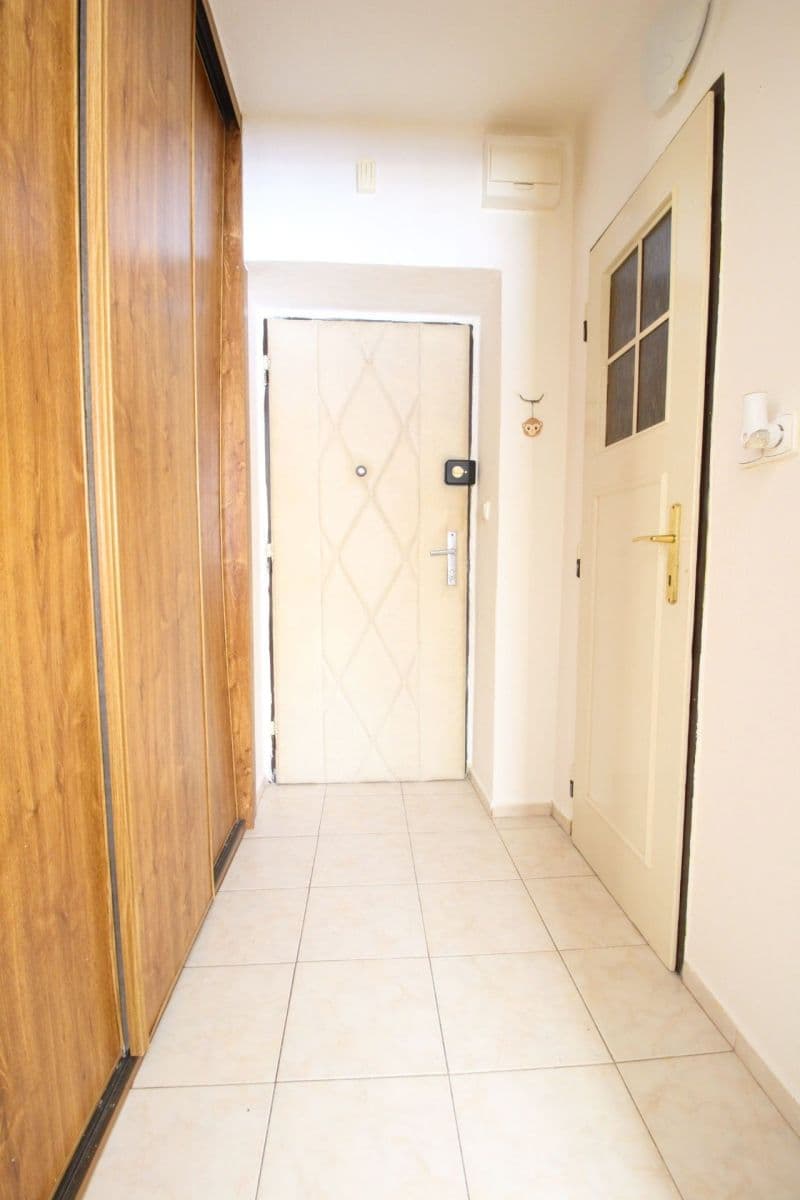 1 bedroom flat to rent, 32 m², Sevastopolská, Kladno, Středočeský Region 1 bedroom flat to rent, 32 m², Sevastopolská, Kladno, Středočeský Region