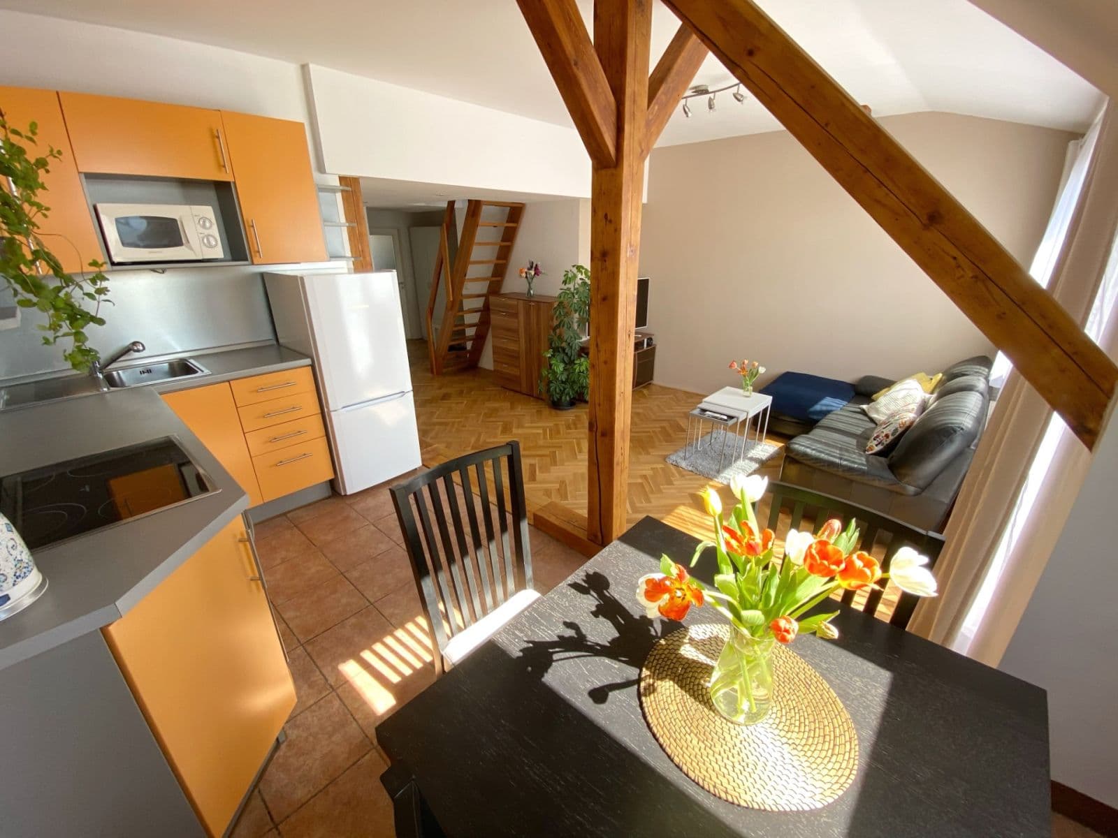 3 bedroom with open-plan kitchen flat to rent, 104 m², Srbínská, Prague, Prague 3 bedroom with open-plan kitchen flat to rent, 104 m², Srbínská, Prague, Prague