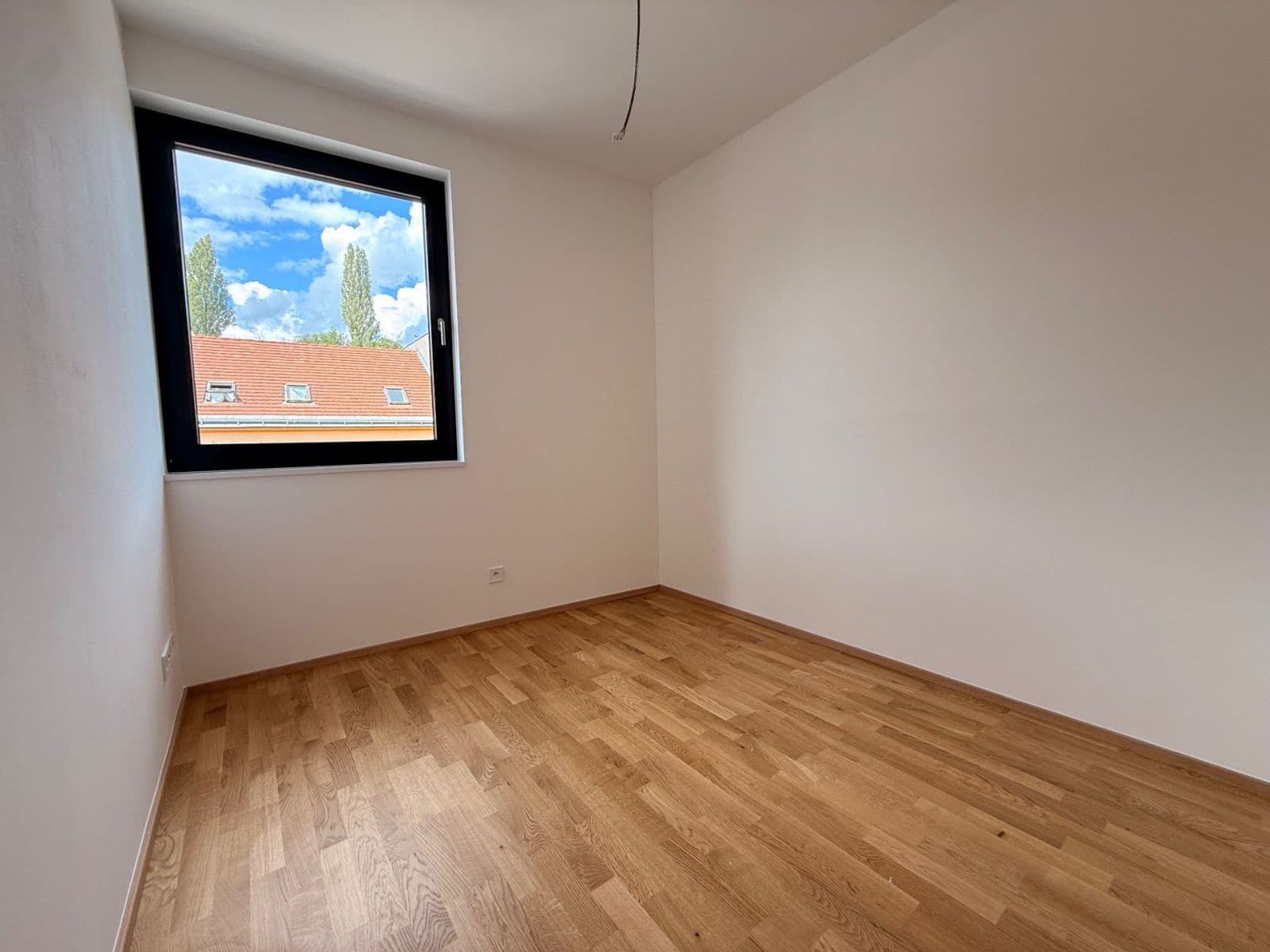 3 bedroom with open-plan kitchen flat to rent, 77 m², Hartigova, Prague, Prague 3 bedroom with open-plan kitchen flat to rent, 77 m², Hartigova, Prague, Prague