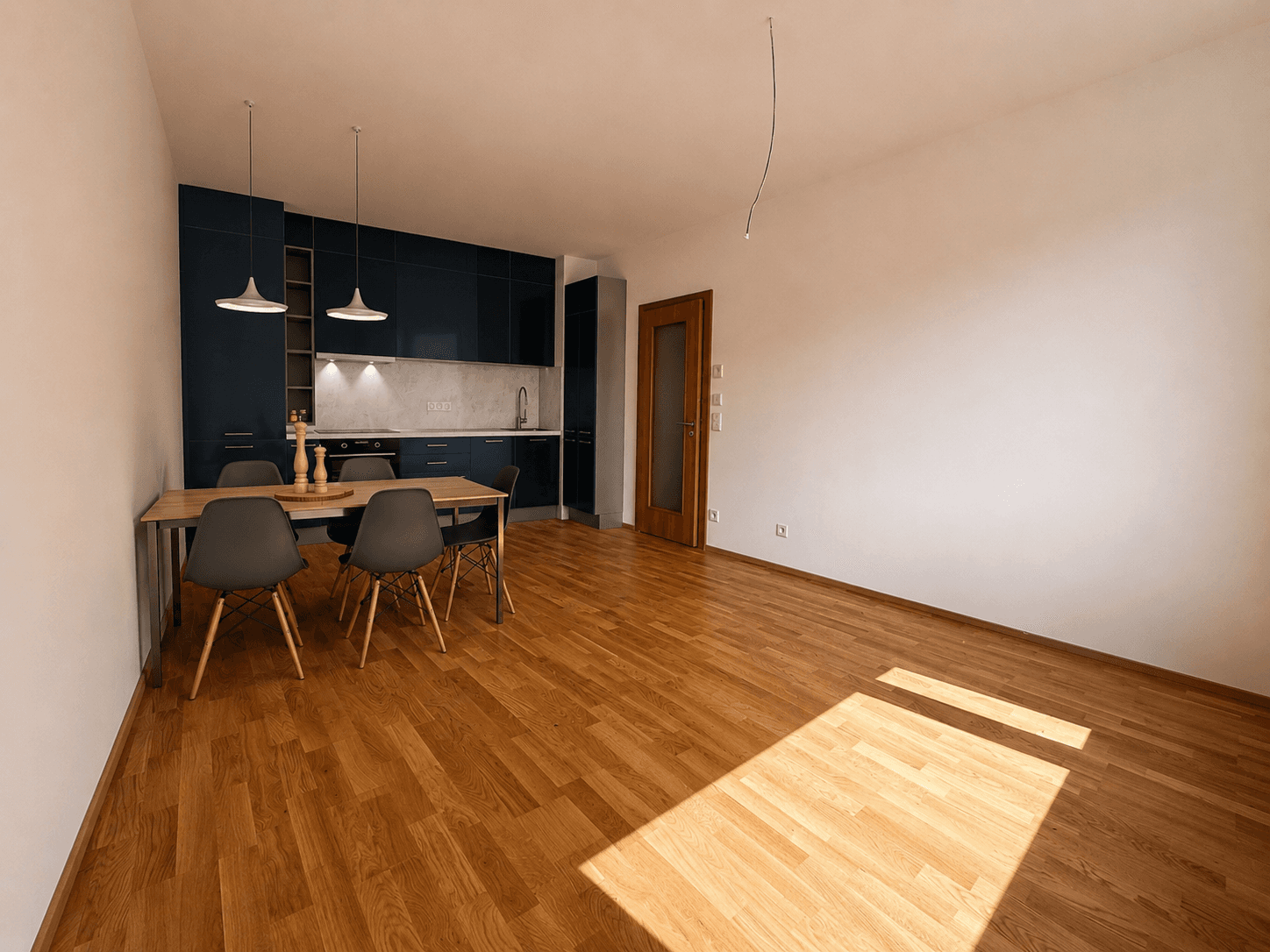 3 bedroom with open-plan kitchen flat to rent, 77 m², Hartigova, Prague, Prague 3 bedroom with open-plan kitchen flat to rent, 77 m², Hartigova, Prague, Prague