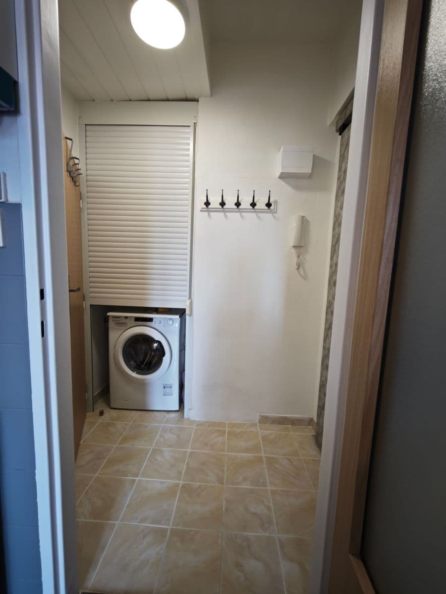 Studio flat to rent, 28 m², Komunardů, Prague, Prague Studio flat to rent, 28 m², Komunardů, Prague, Prague