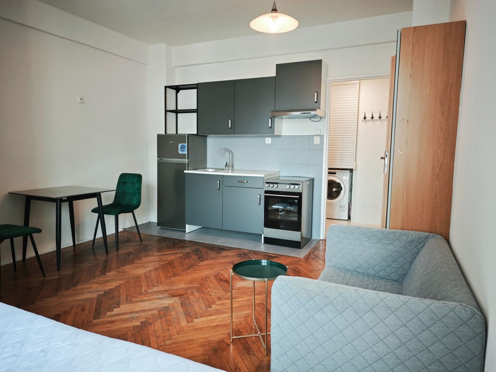 Studio flat to rent, 28 m², Komunardů, Prague, Prague Studio flat to rent, 28 m², Komunardů, Prague, Prague