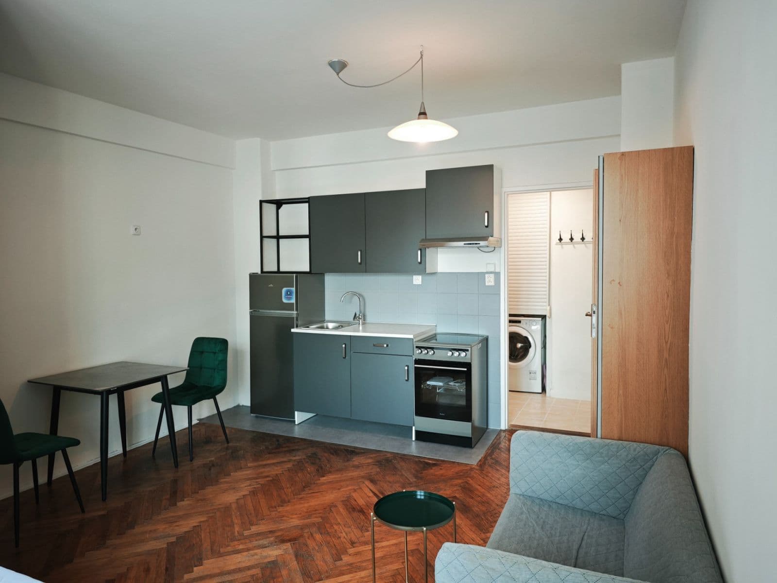 Studio flat to rent, 28 m², Komunardů, Prague, Prague Studio flat to rent, 28 m², Komunardů, Prague, Prague