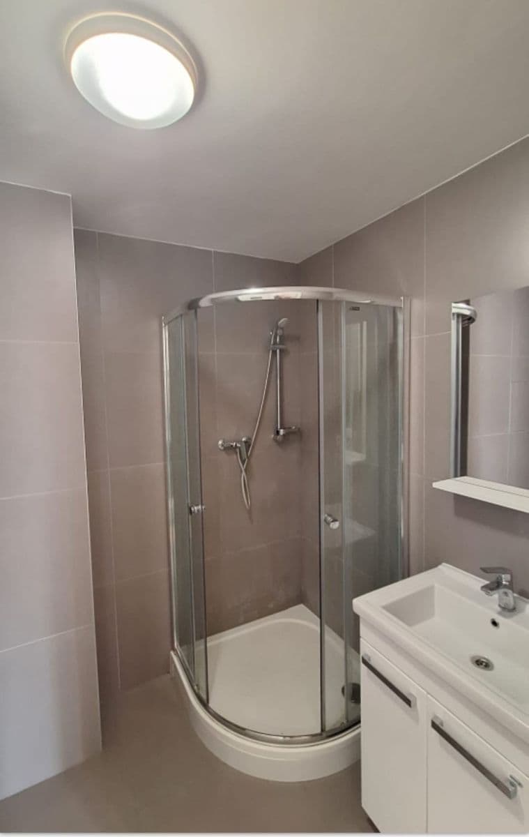1 bedroom with open-plan kitchen flat to rent, 48 m², Na Horkách, Kralupy nad Vltavou, Středočeský Region 1 bedroom with open-plan kitchen flat to rent, 48 m², Na Horkách, Kralupy nad Vltavou, Středočeský Region