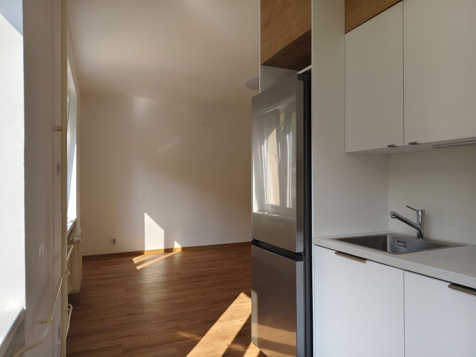 2 bedroom with open-plan kitchen flat to rent, 70 m², Nad Zlíchovem, Prague, Prague 2 bedroom with open-plan kitchen flat to rent, 70 m², Nad Zlíchovem, Prague, Prague