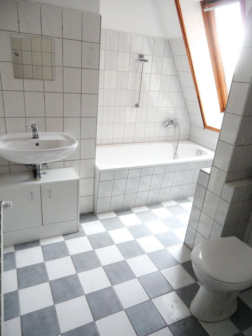 3 bedroom flat to rent, 69 m², Südstr. 64, Leipzig, Saxony 3 bedroom flat to rent, 69 m², Südstr. 64, Leipzig, Saxony