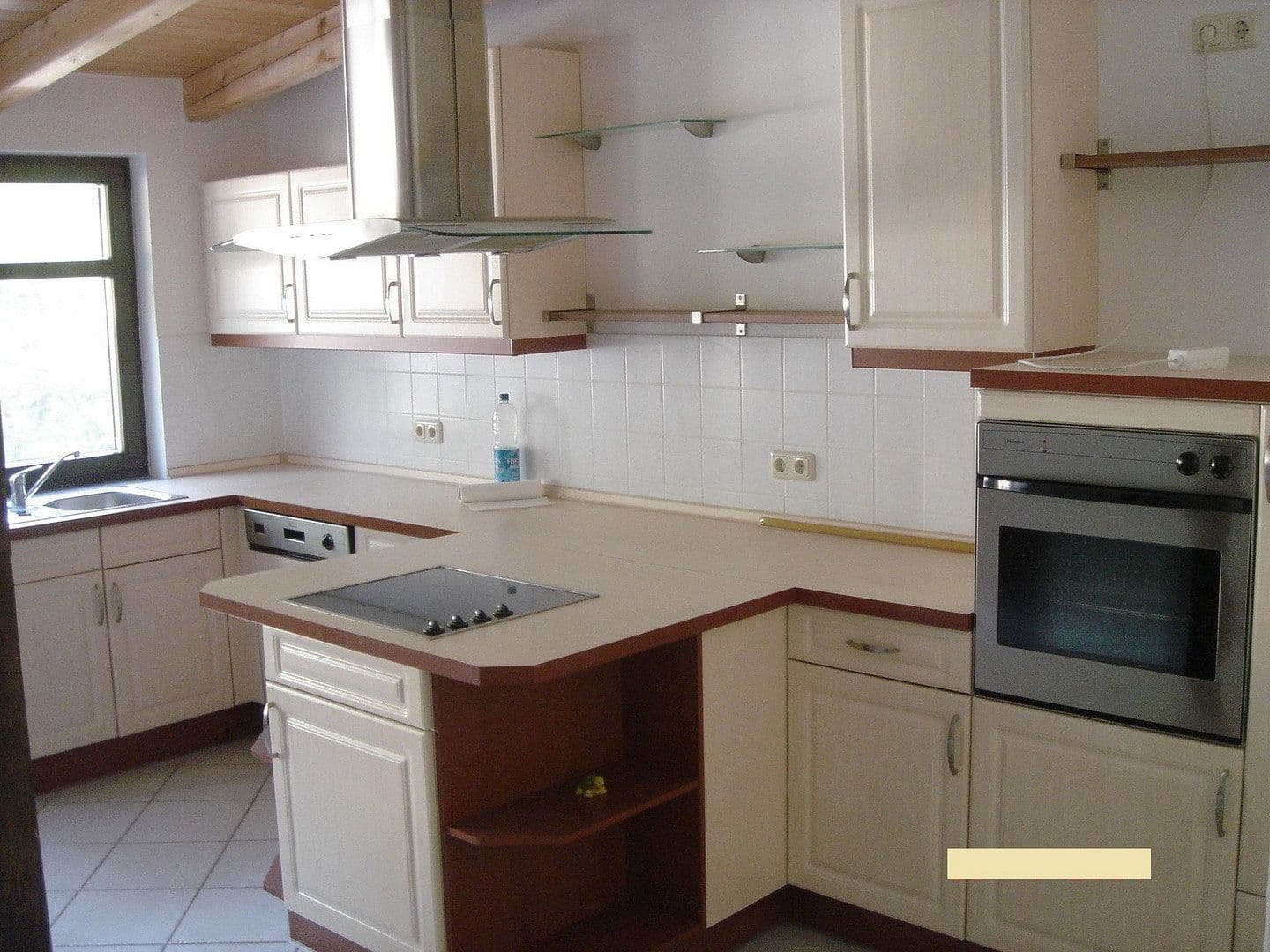 3 bedroom with open-plan kitchen flat to rent, 210 m², Bennewitz, Saxony 3 bedroom with open-plan kitchen flat to rent, 210 m², Bennewitz, Saxony