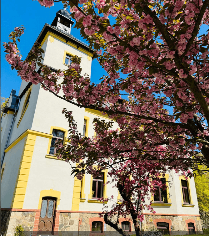 3 bedroom with open-plan kitchen flat to rent, 210 m², Bennewitz, Saxony 3 bedroom with open-plan kitchen flat to rent, 210 m², Bennewitz, Saxony