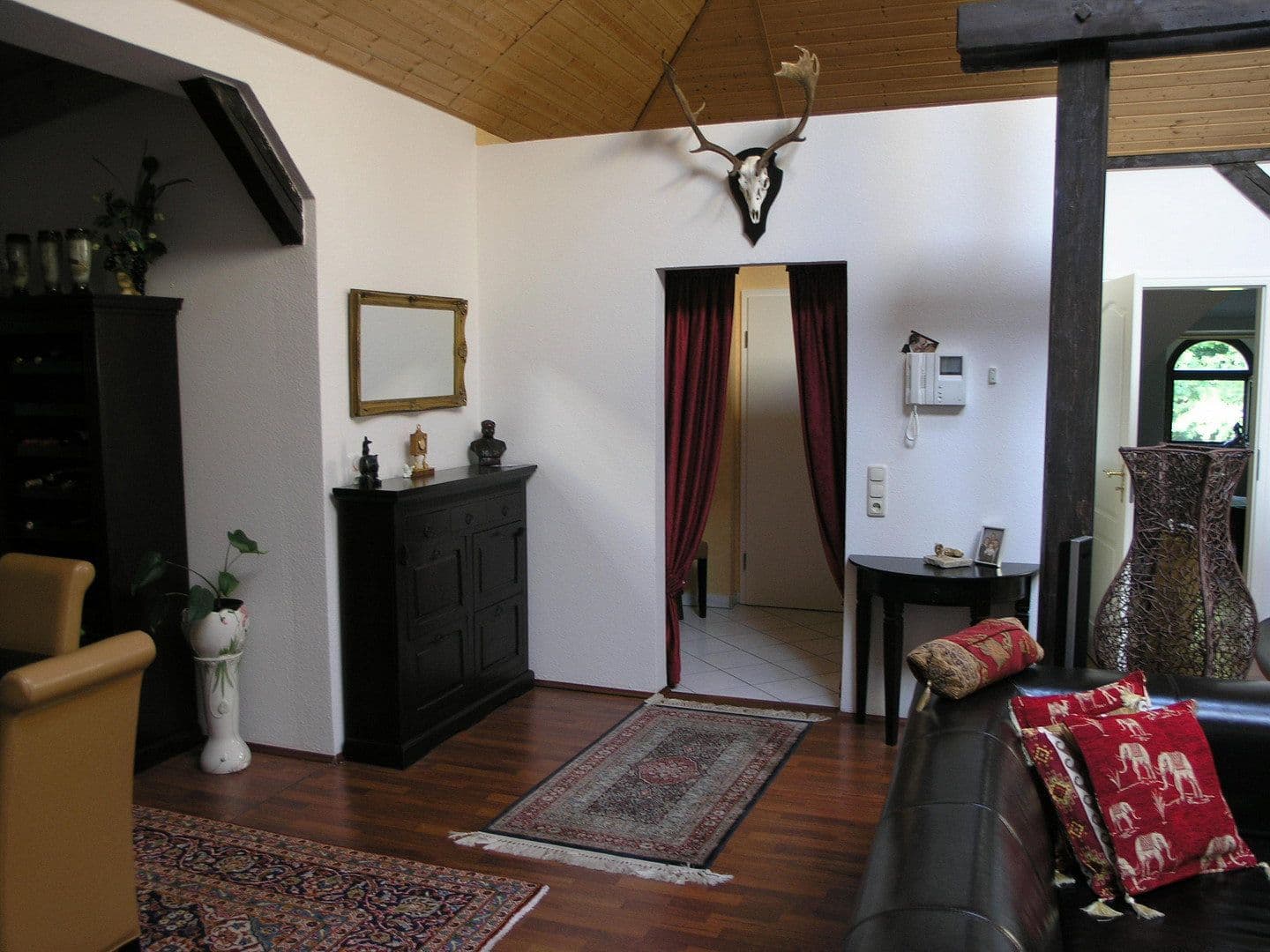 3 bedroom with open-plan kitchen flat to rent, 210 m², Bennewitz, Saxony 3 bedroom with open-plan kitchen flat to rent, 210 m², Bennewitz, Saxony