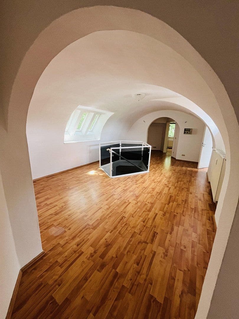 3 bedroom flat to rent, 165 m², Moselstraße 9, Duisburg, North Rhine-Westphalia 3 bedroom flat to rent, 165 m², Moselstraße 9, Duisburg, North Rhine-Westphalia
