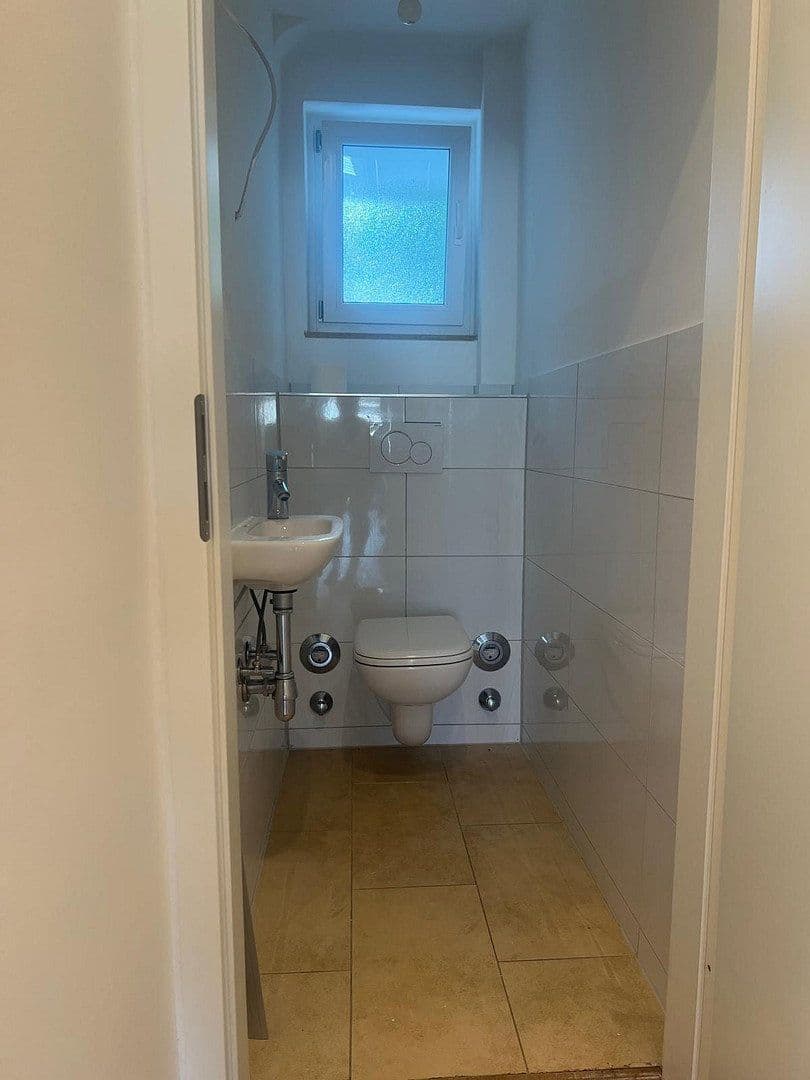 2 bedroom with open-plan kitchen flat to rent, 85 m², Brandenburgerstr. 2, Esslingen am Neckar, Baden-Württemberg 2 bedroom with open-plan kitchen flat to rent, 85 m², Brandenburgerstr. 2, Esslingen am Neckar, Baden-Württemberg