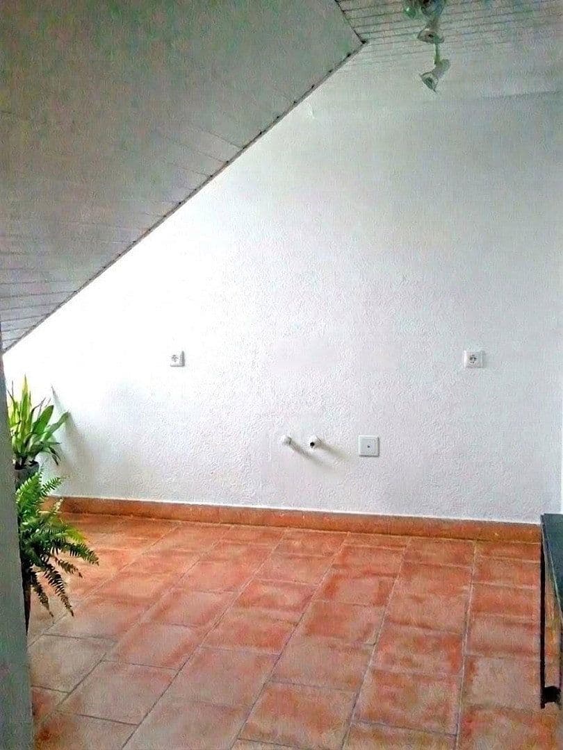 4 bedroom flat for sale, 88 m², Koblenz, Rhineland-Palatinate 4 bedroom flat for sale, 88 m², Koblenz, Rhineland-Palatinate