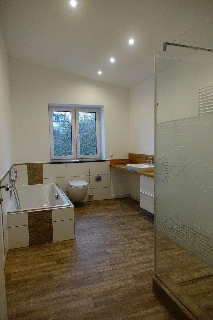 3 bedroom with open-plan kitchen flat for sale, 172 m², Bad Schönborn, Baden-Württemberg 3 bedroom with open-plan kitchen flat for sale, 172 m², Bad Schönborn, Baden-Württemberg