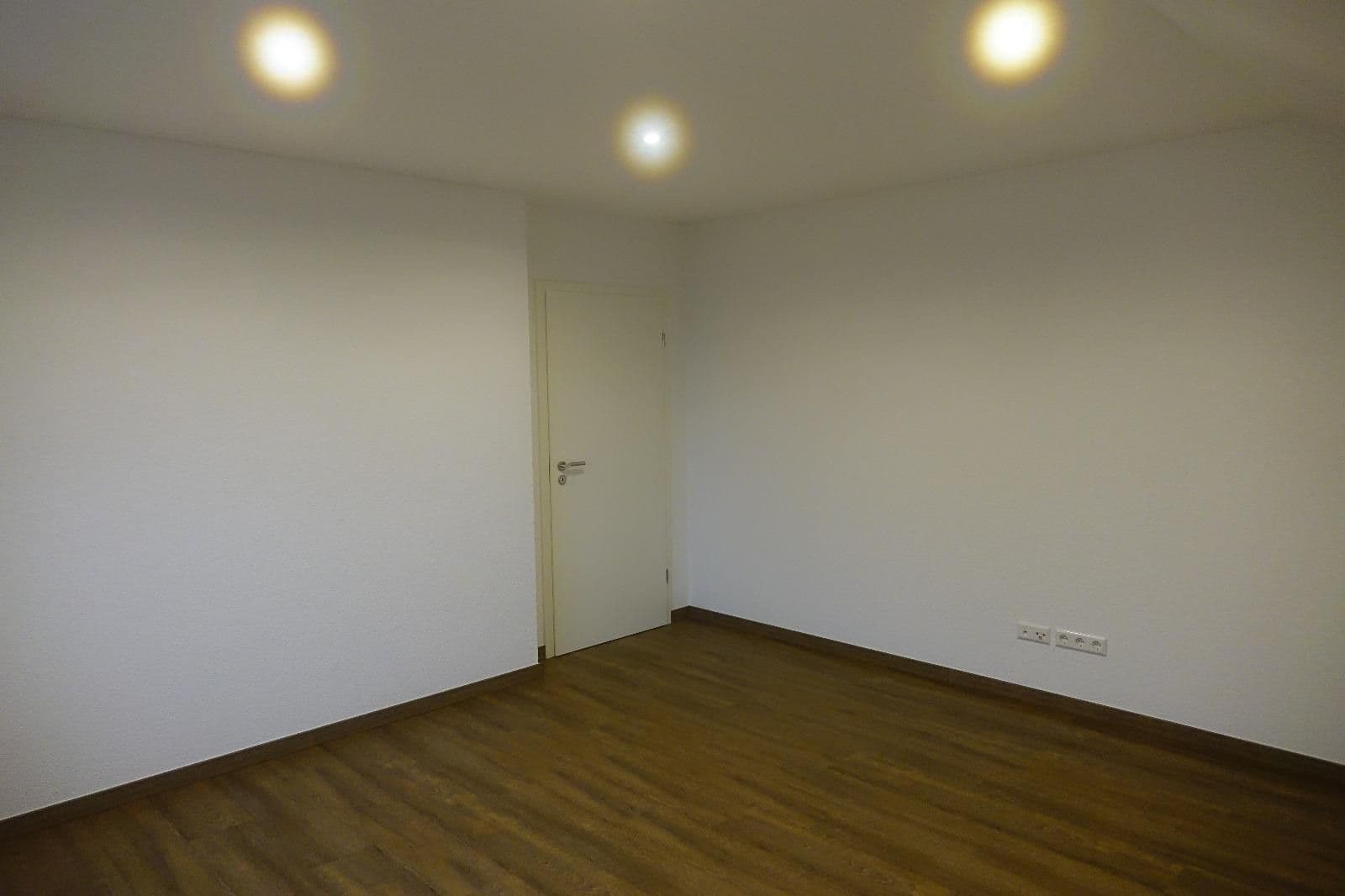 3 bedroom with open-plan kitchen flat for sale, 172 m², Bad Schönborn, Baden-Württemberg 3 bedroom with open-plan kitchen flat for sale, 172 m², Bad Schönborn, Baden-Württemberg