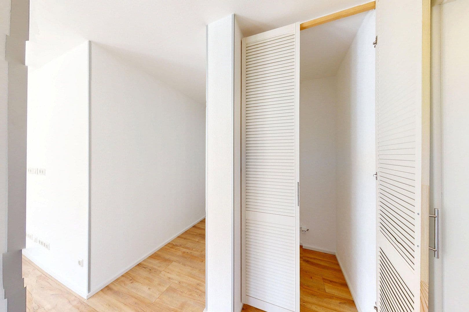 3 bedroom flat to rent, 82 m², Heinrich-Heine-Str. 25, Lohmar, North Rhine-Westphalia 3 bedroom flat to rent, 82 m², Heinrich-Heine-Str. 25, Lohmar, North Rhine-Westphalia