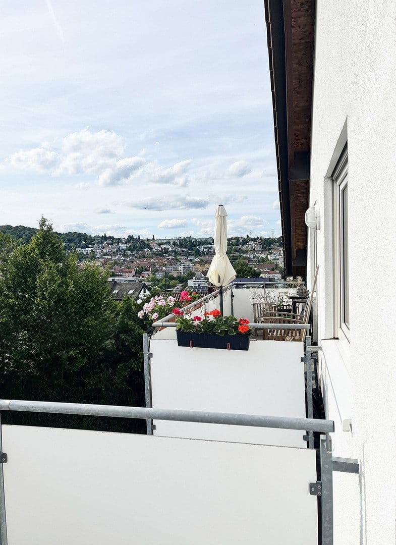 2 bedroom with open-plan kitchen flat to rent, 103 m², Pforzheim, Baden-Württemberg 2 bedroom with open-plan kitchen flat to rent, 103 m², Pforzheim, Baden-Württemberg