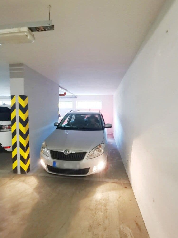garage to rent, 12 m², Křepelčí, Brno, Jihomoravský Region garage to rent, 12 m², Křepelčí, Brno, Jihomoravský Region