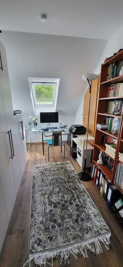 2 bedroom with open-plan kitchen flat to rent, 140 m², Niedernhausen, Hesse 2 bedroom with open-plan kitchen flat to rent, 140 m², Niedernhausen, Hesse