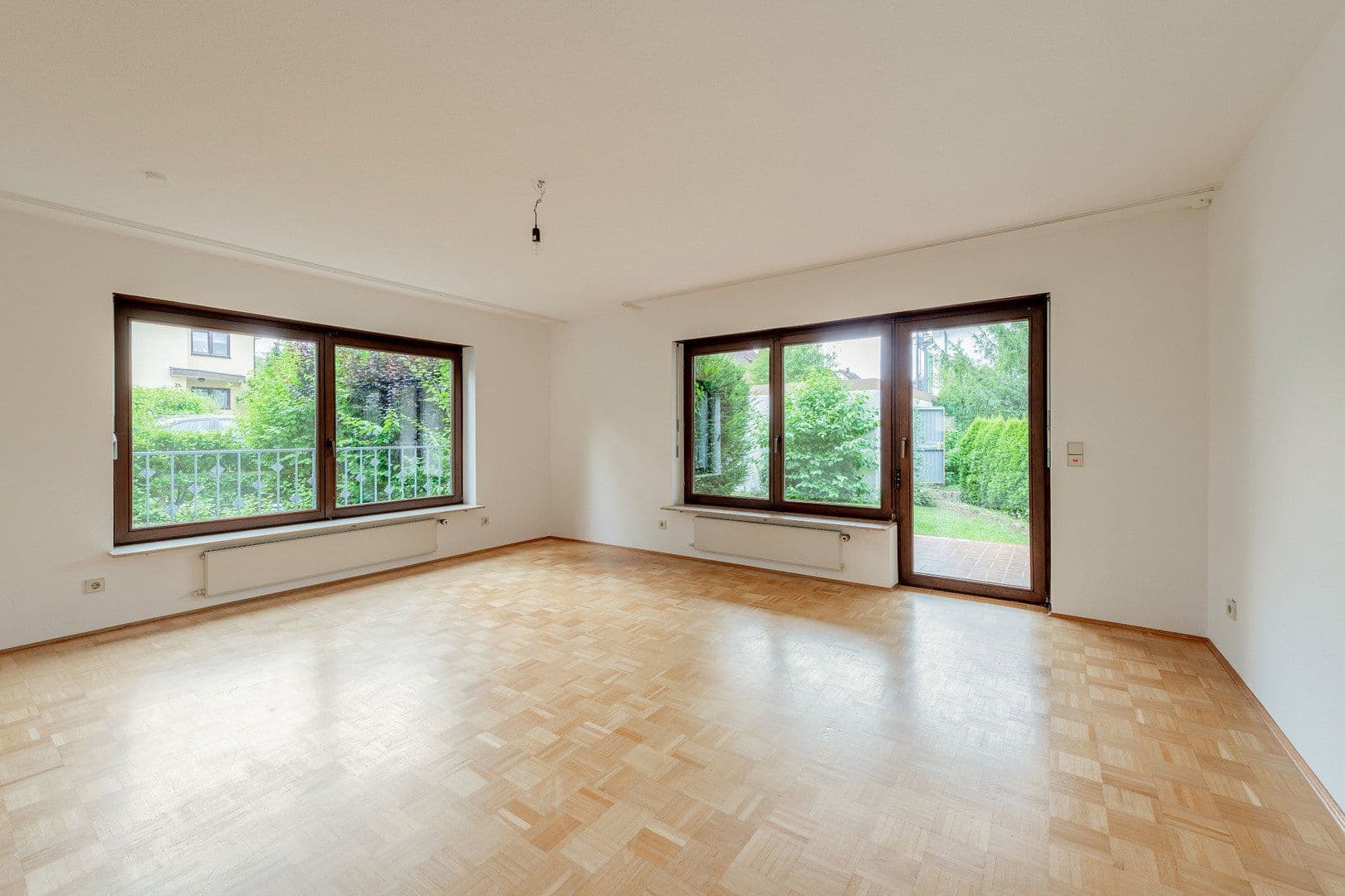 3 bedroom with open-plan kitchen flat to rent, 132 m², Stuttgart, Baden-Württemberg 3 bedroom with open-plan kitchen flat to rent, 132 m², Stuttgart, Baden-Württemberg