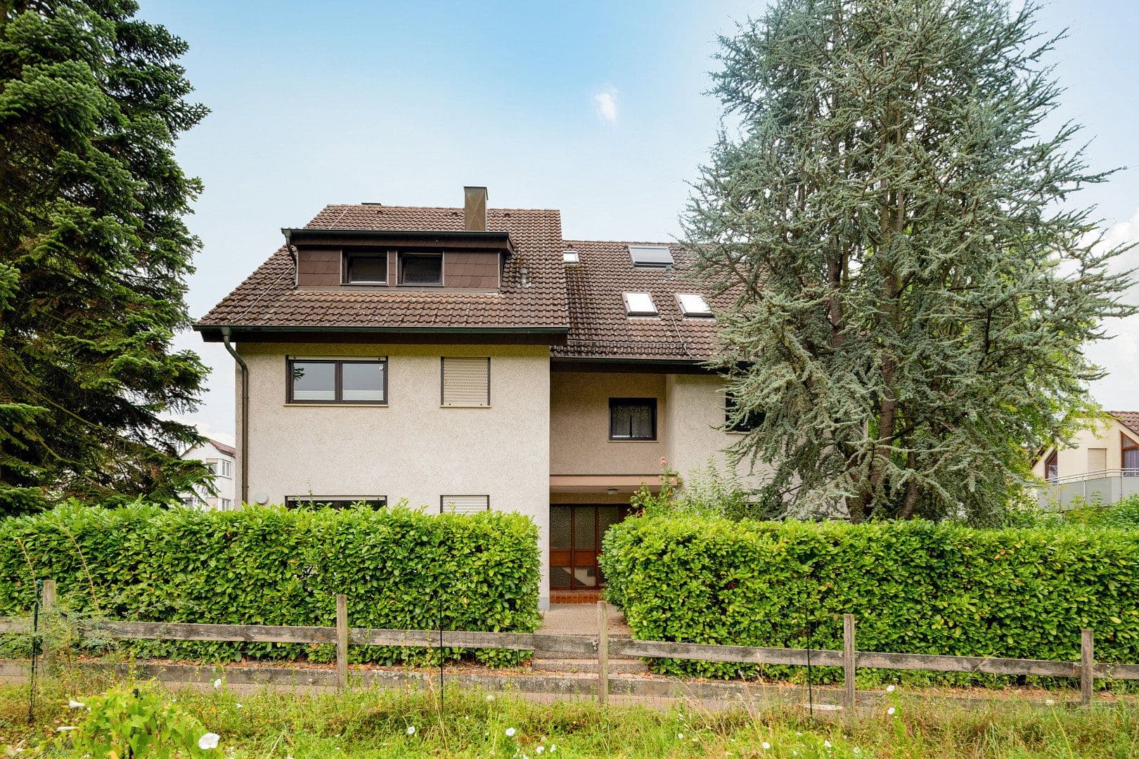 3 bedroom with open-plan kitchen flat to rent, 132 m², Stuttgart, Baden-Württemberg 3 bedroom with open-plan kitchen flat to rent, 132 m², Stuttgart, Baden-Württemberg