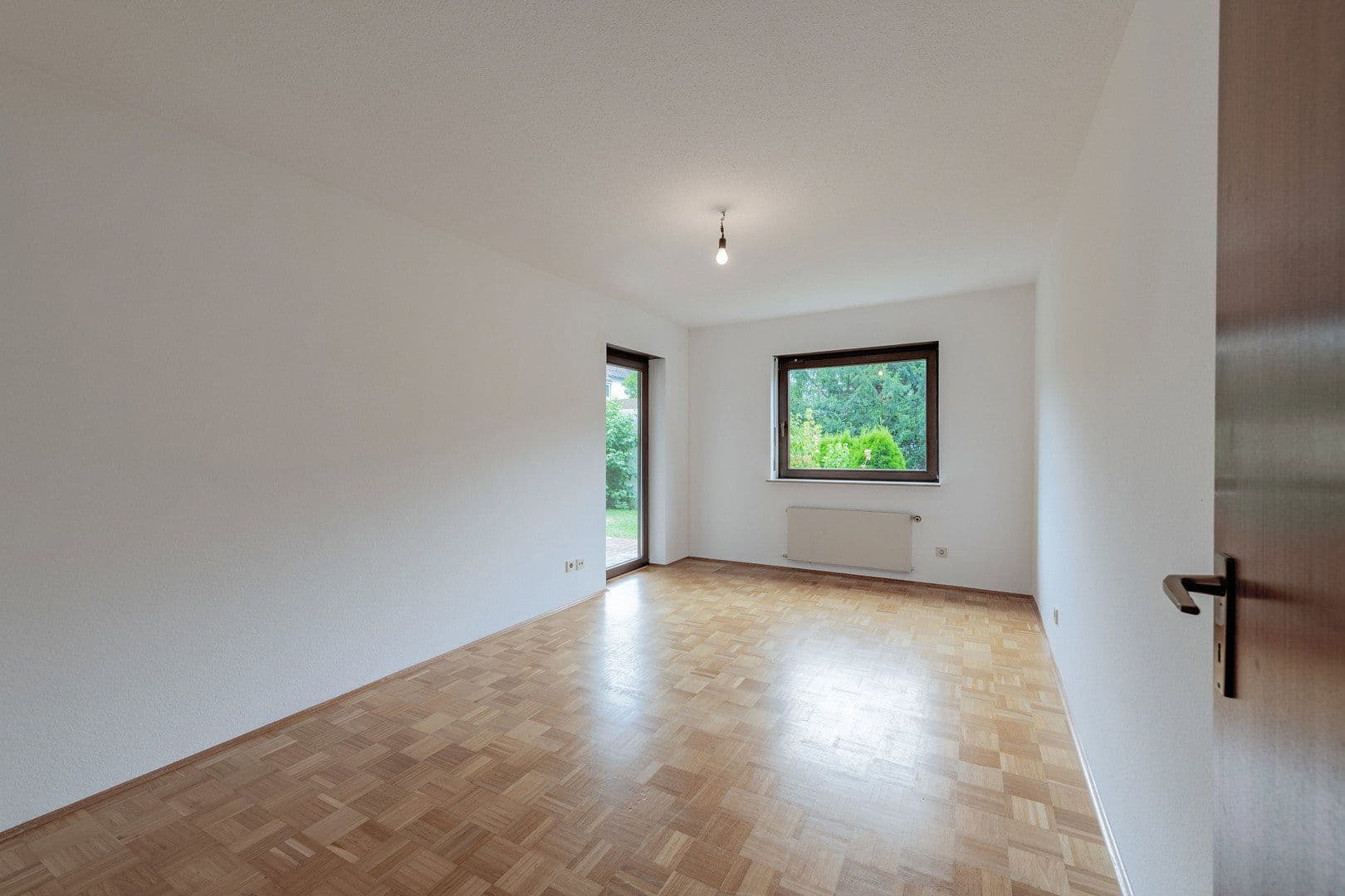 3 bedroom with open-plan kitchen flat to rent, 132 m², Stuttgart, Baden-Württemberg 3 bedroom with open-plan kitchen flat to rent, 132 m², Stuttgart, Baden-Württemberg