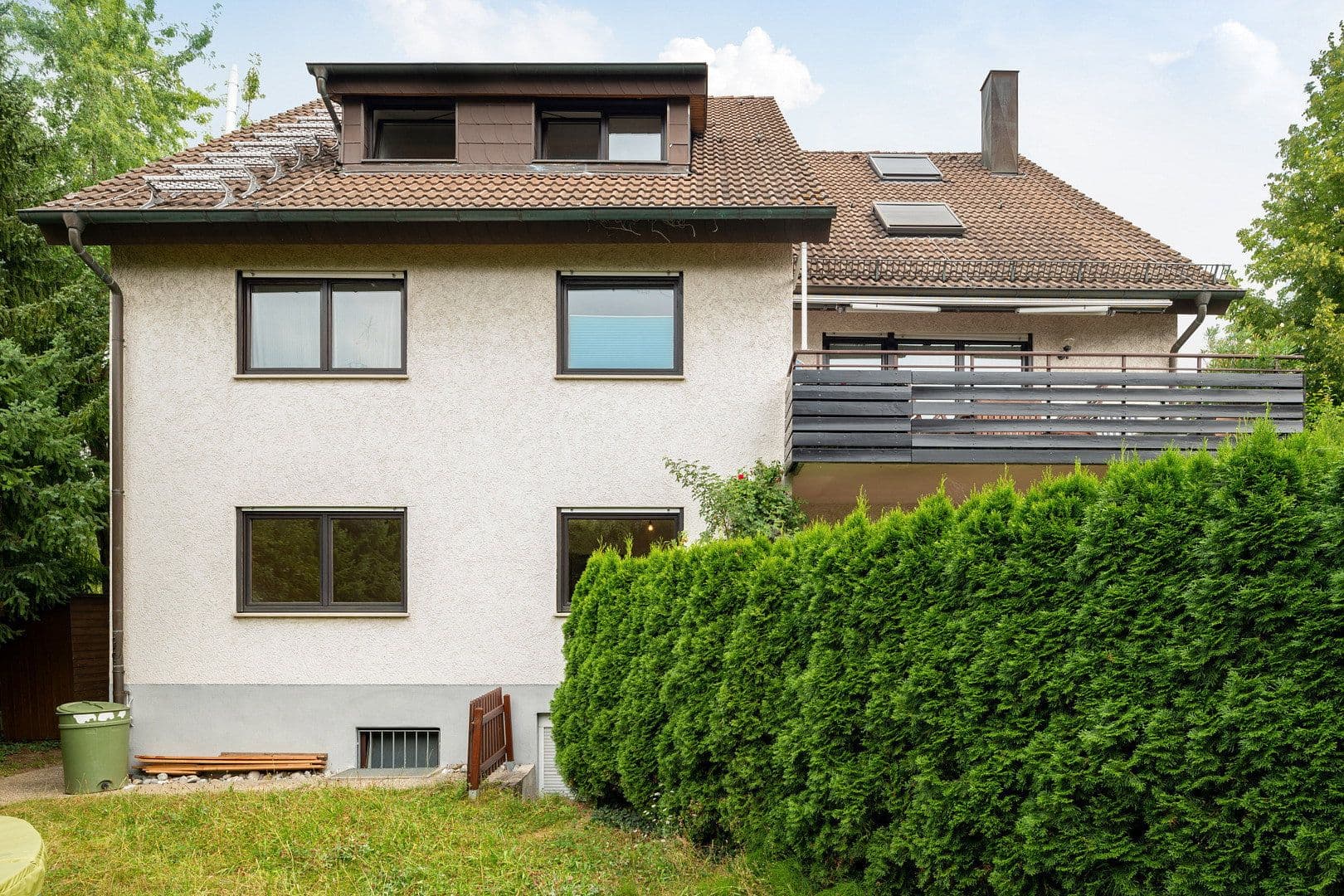 3 bedroom with open-plan kitchen flat to rent, 132 m², Stuttgart, Baden-Württemberg 3 bedroom with open-plan kitchen flat to rent, 132 m², Stuttgart, Baden-Württemberg