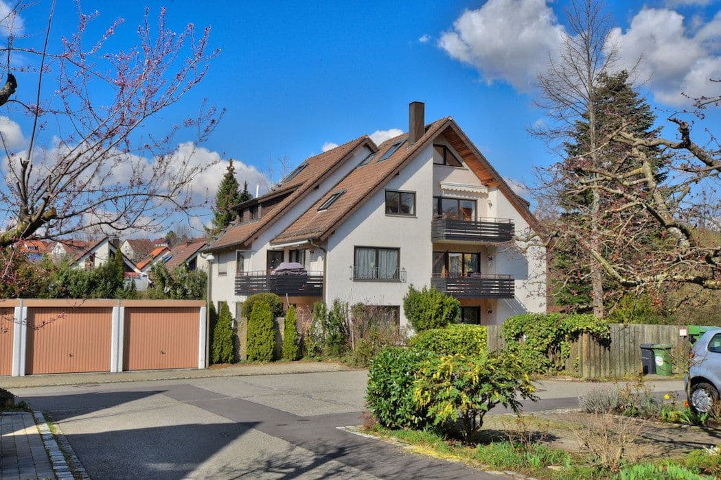 3 bedroom with open-plan kitchen flat to rent, 132 m², Stuttgart, Baden-Württemberg 3 bedroom with open-plan kitchen flat to rent, 132 m², Stuttgart, Baden-Württemberg