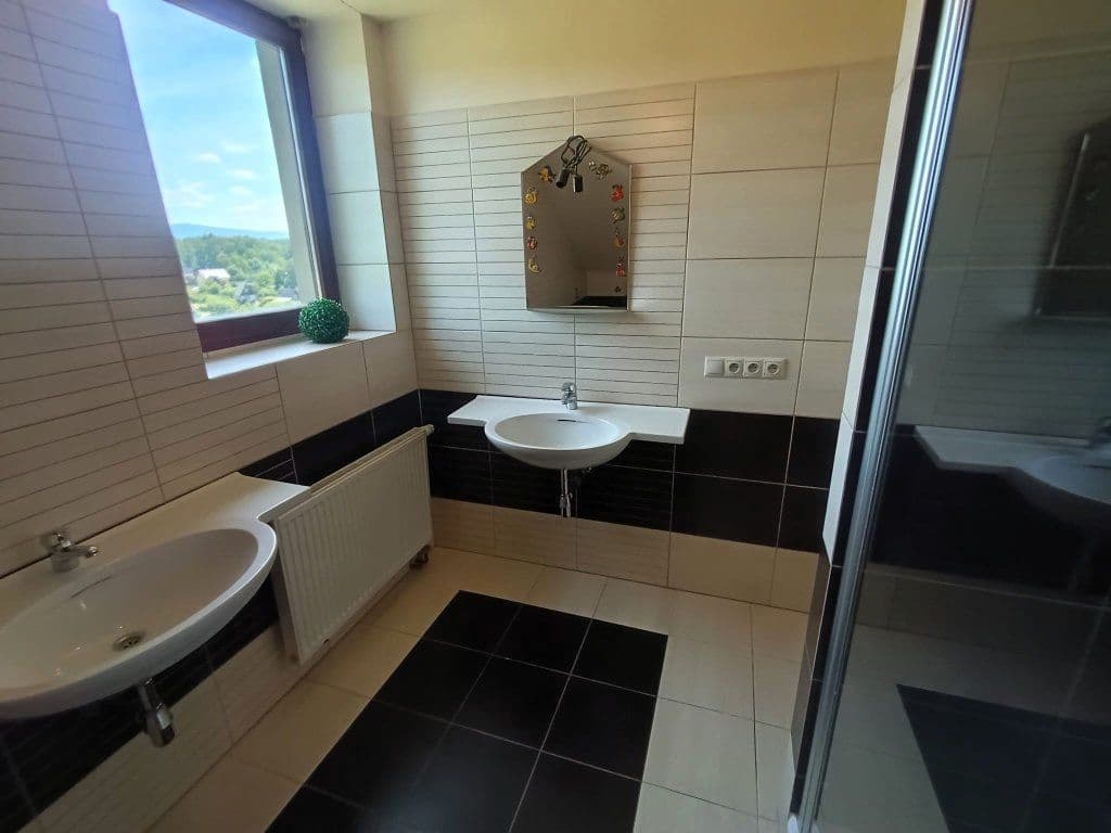 flat to rent, 190 m², Hrádecká, Liberec, Liberecký Region flat to rent, 190 m², Hrádecká, Liberec, Liberecký Region