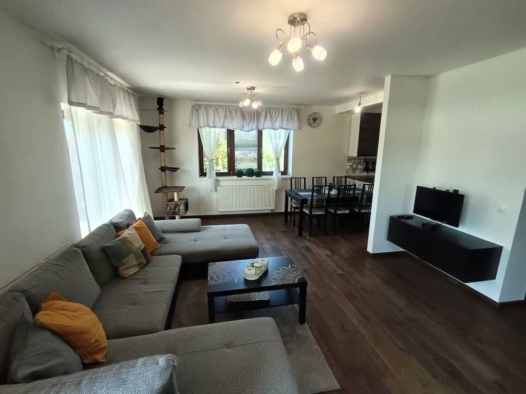 flat to rent, 190 m², Hrádecká, Liberec, Liberecký Region flat to rent, 190 m², Hrádecká, Liberec, Liberecký Region