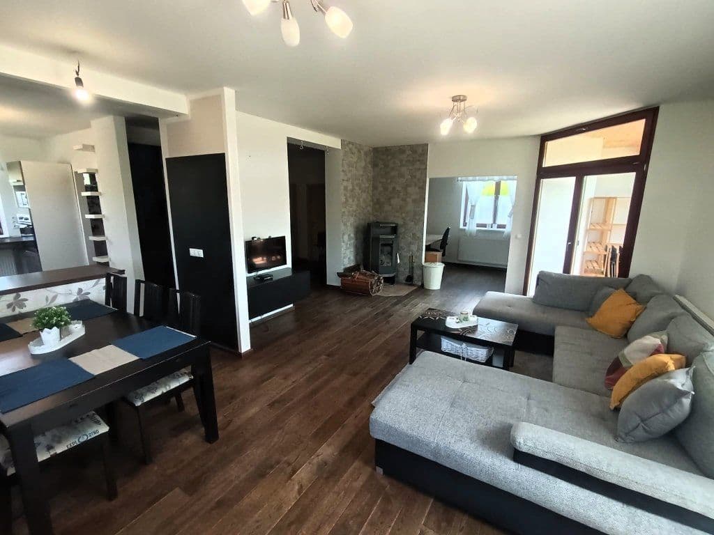 flat to rent, 190 m², Hrádecká, Liberec, Liberecký Region flat to rent, 190 m², Hrádecká, Liberec, Liberecký Region