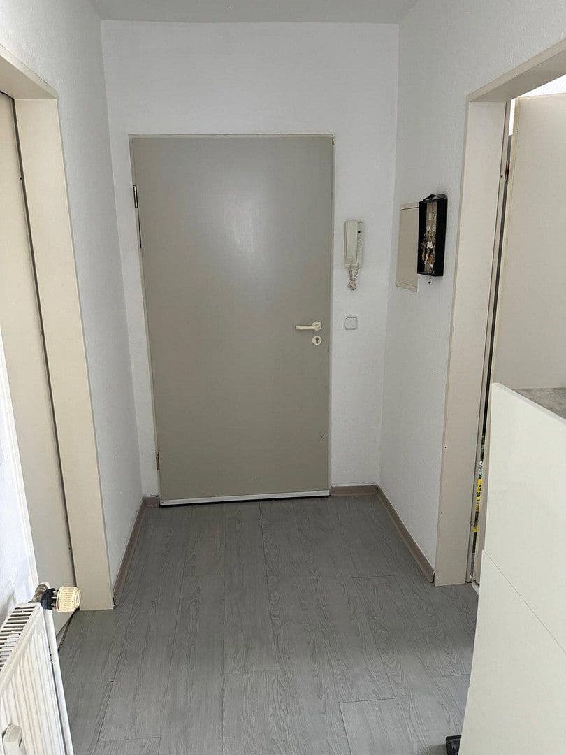 2 bedroom with open-plan kitchen flat to rent, 87 m², Berliner Straße 55, Niederkassel, North Rhine-Westphalia 2 bedroom with open-plan kitchen flat to rent, 87 m², Berliner Straße 55, Niederkassel, North Rhine-Westphalia