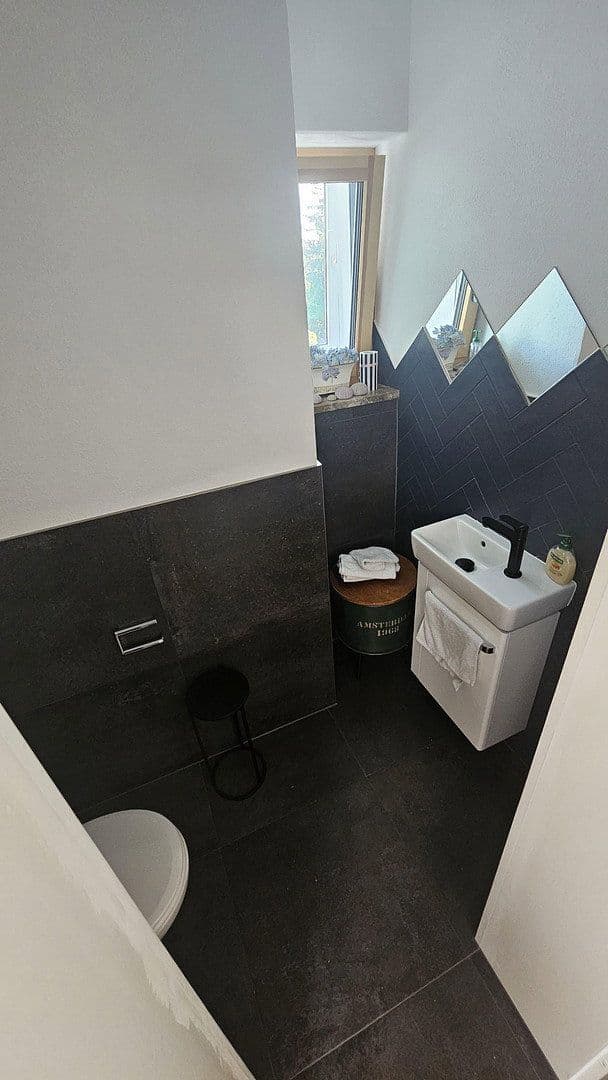 2 bedroom with open-plan kitchen flat to rent, 170 m², Rosenheim, Bavaria 2 bedroom with open-plan kitchen flat to rent, 170 m², Rosenheim, Bavaria