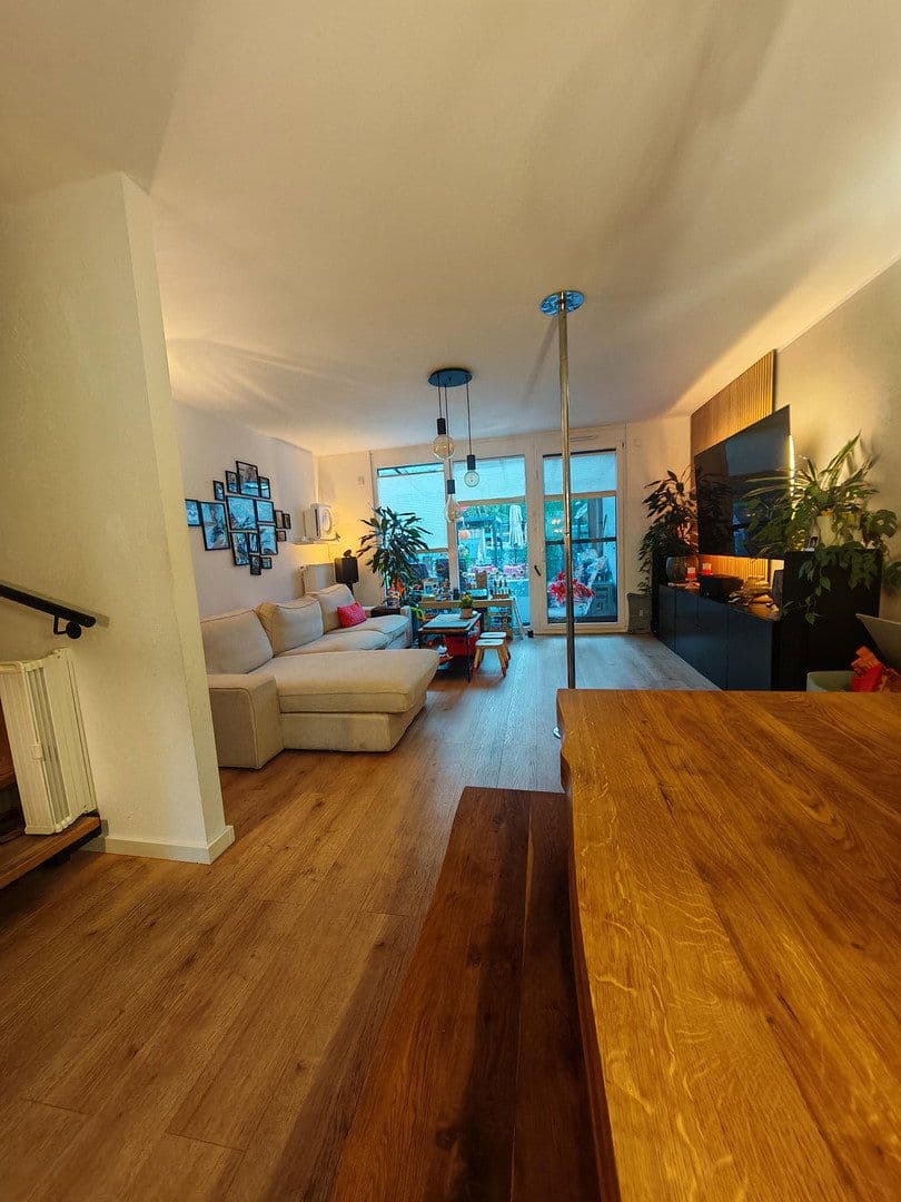 house for sale, 145 m², Gelsenkirchen, North Rhine-Westphalia house for sale, 145 m², Gelsenkirchen, North Rhine-Westphalia