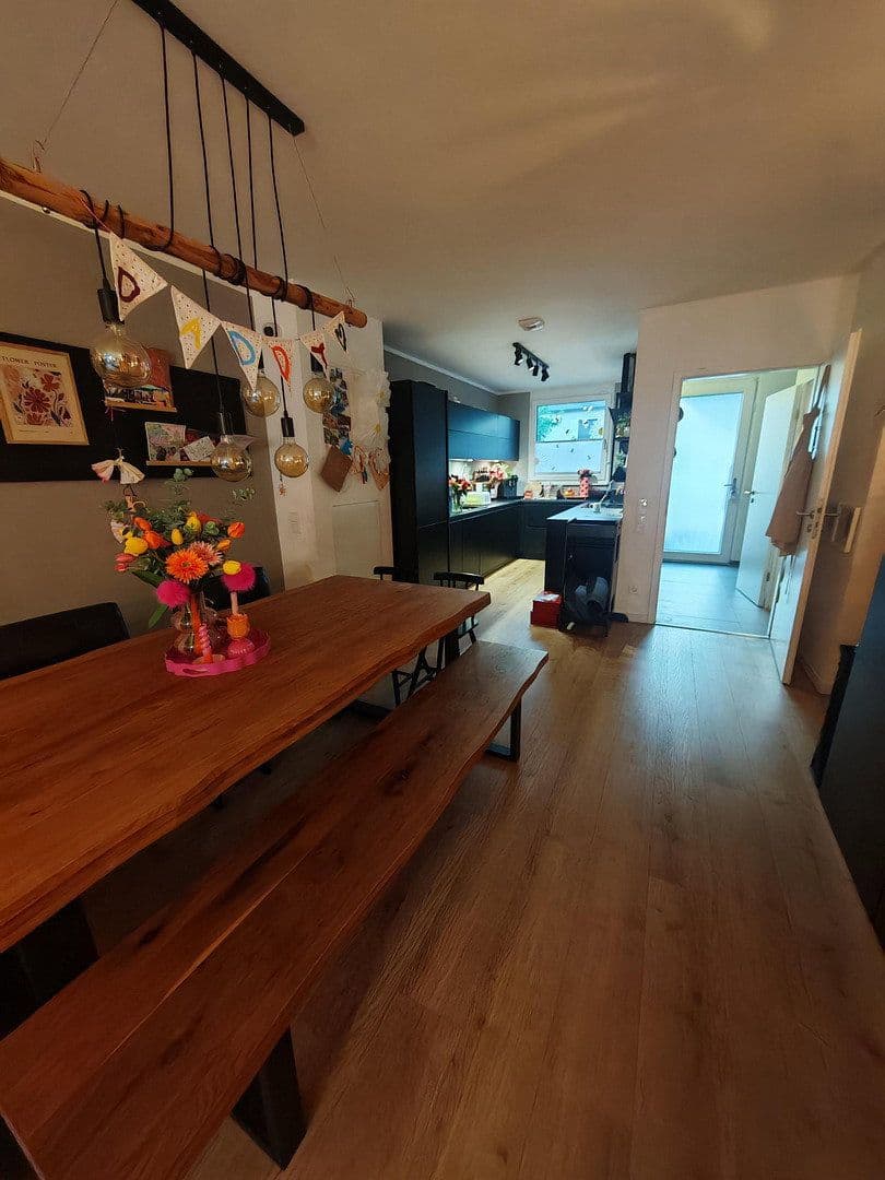 house for sale, 145 m², Gelsenkirchen, North Rhine-Westphalia house for sale, 145 m², Gelsenkirchen, North Rhine-Westphalia