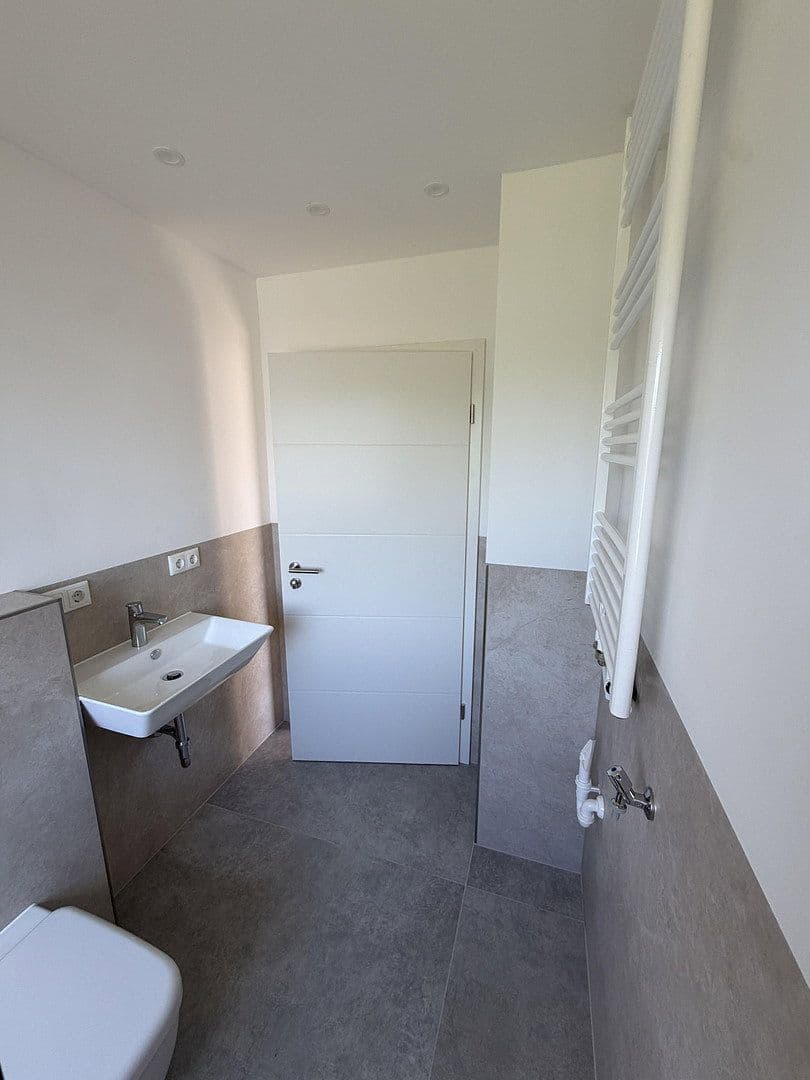4 bedroom with open-plan kitchen flat for sale, 120 m², Niederwerrn, Bavaria 4 bedroom with open-plan kitchen flat for sale, 120 m², Niederwerrn, Bavaria