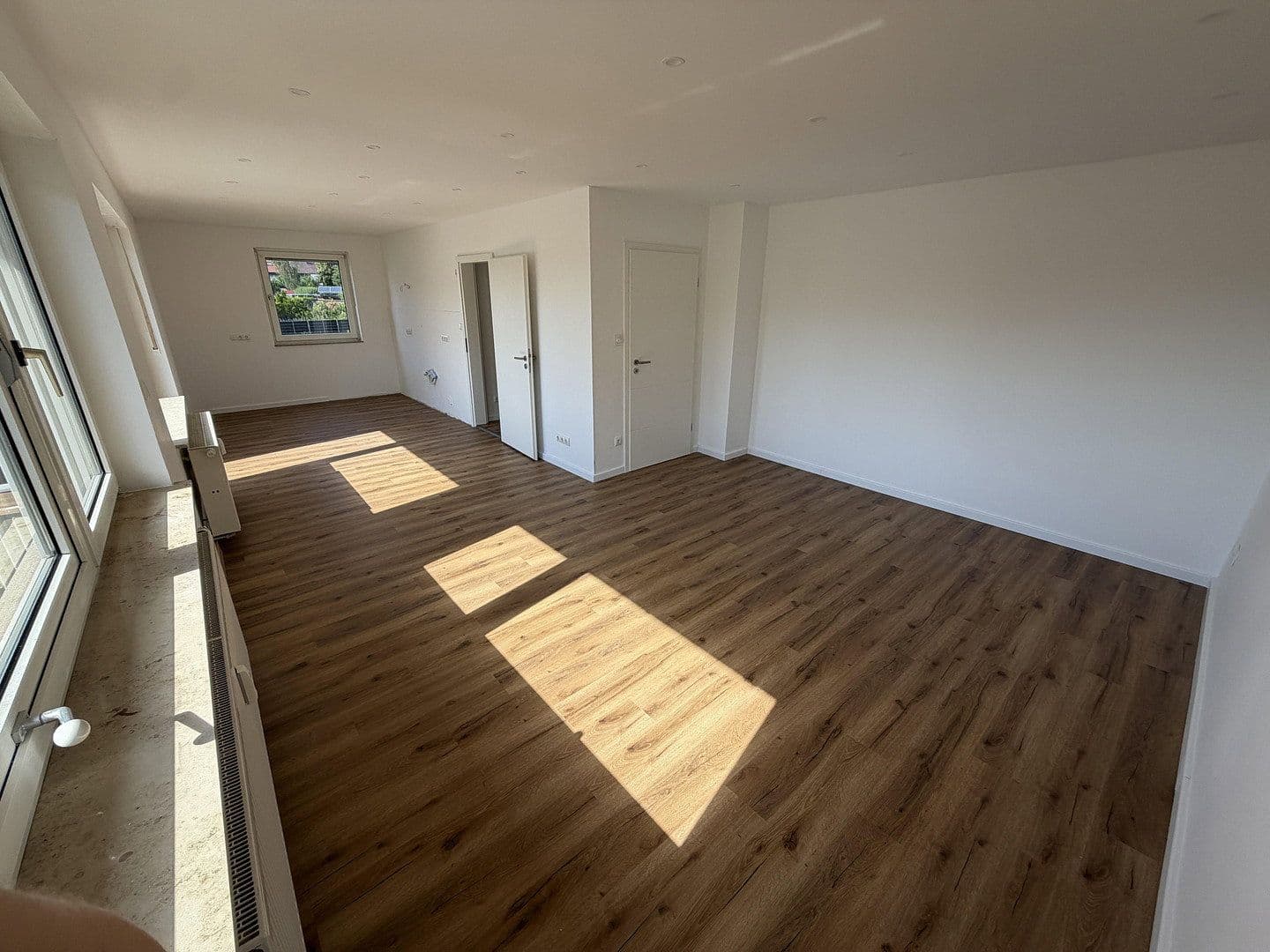 4 bedroom with open-plan kitchen flat for sale, 120 m², Niederwerrn, Bavaria 4 bedroom with open-plan kitchen flat for sale, 120 m², Niederwerrn, Bavaria