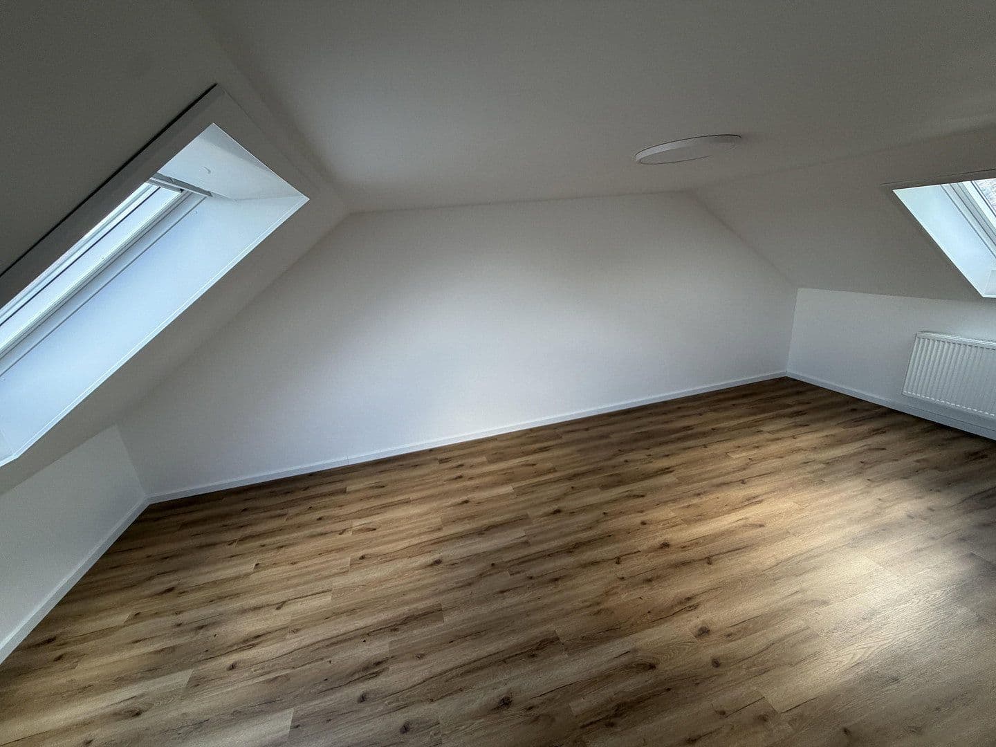 4 bedroom with open-plan kitchen flat for sale, 120 m², Niederwerrn, Bavaria 4 bedroom with open-plan kitchen flat for sale, 120 m², Niederwerrn, Bavaria