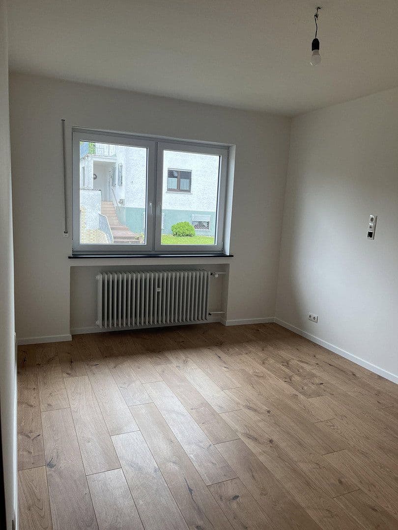 3 bedroom with open-plan kitchen flat to rent, 119 m², Moselstraße 9, Nentershausen, Rhineland-Palatinate 3 bedroom with open-plan kitchen flat to rent, 119 m², Moselstraße 9, Nentershausen, Rhineland-Palatinate