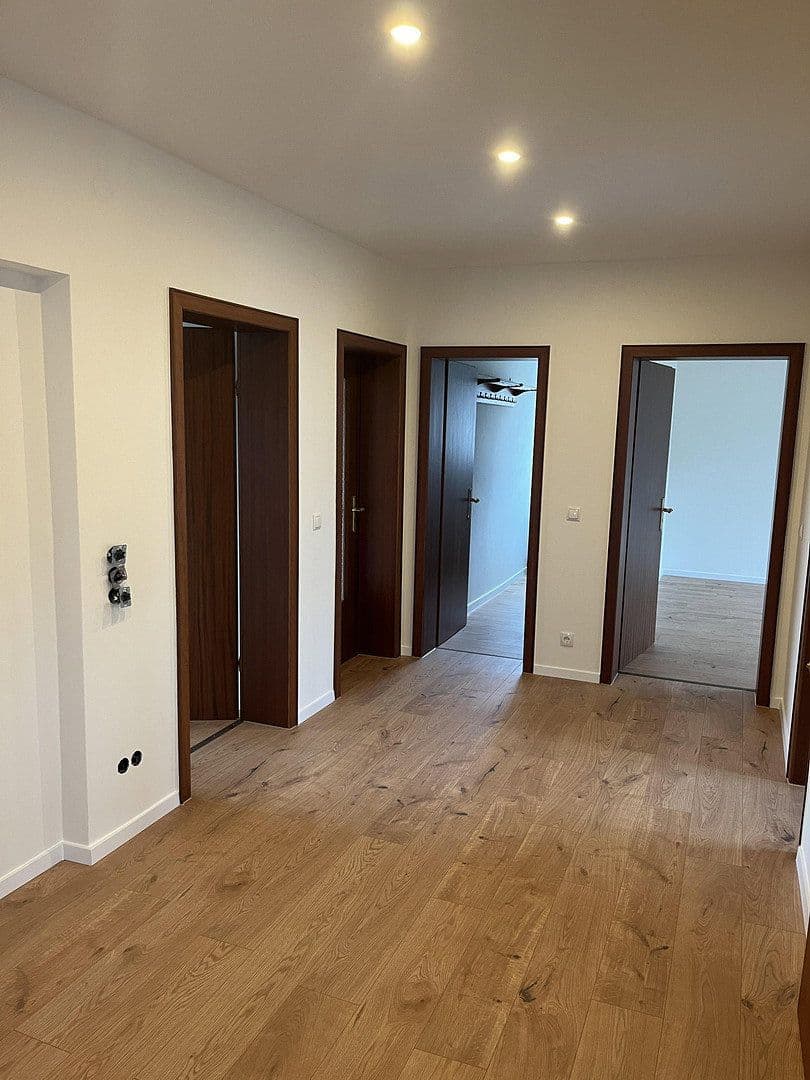 3 bedroom with open-plan kitchen flat to rent, 119 m², Moselstraße 9, Nentershausen, Rhineland-Palatinate 3 bedroom with open-plan kitchen flat to rent, 119 m², Moselstraße 9, Nentershausen, Rhineland-Palatinate