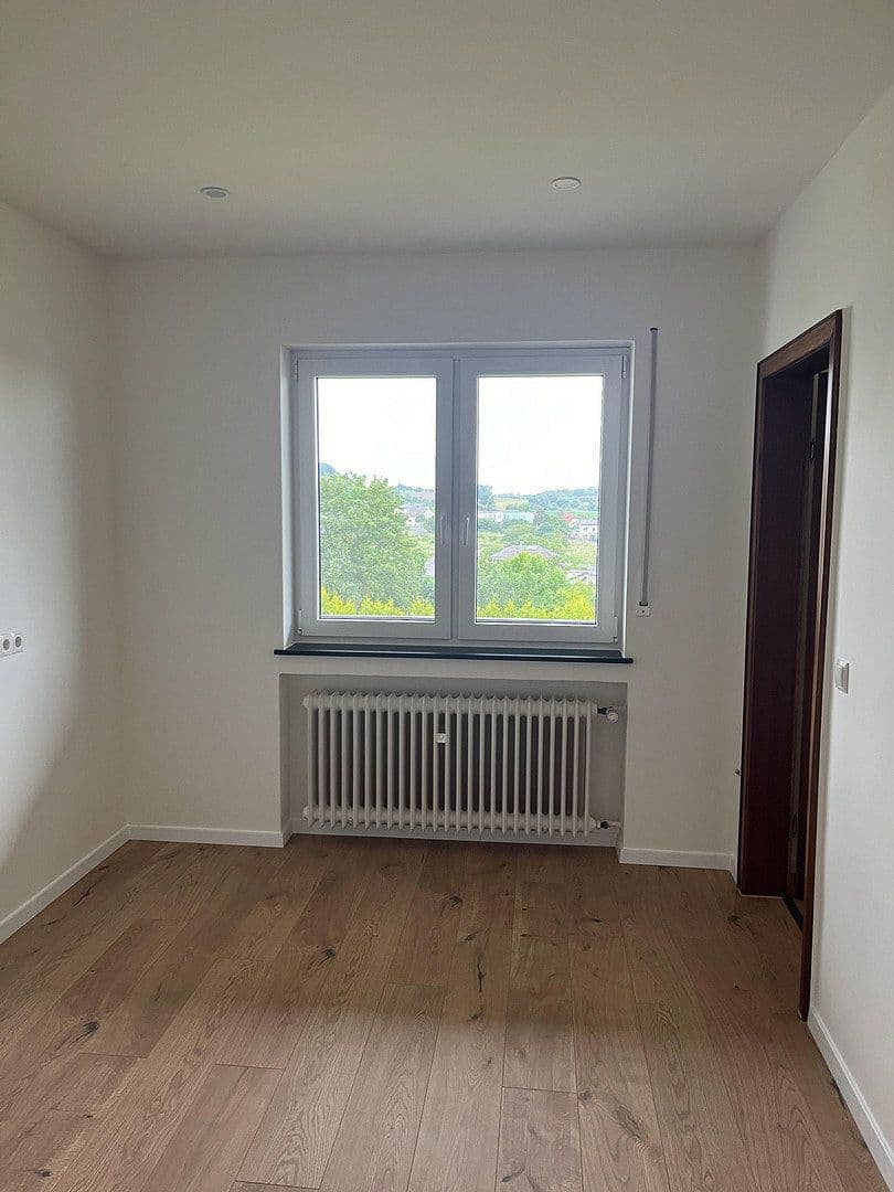 3 bedroom with open-plan kitchen flat to rent, 119 m², Moselstraße 9, Nentershausen, Rhineland-Palatinate 3 bedroom with open-plan kitchen flat to rent, 119 m², Moselstraße 9, Nentershausen, Rhineland-Palatinate