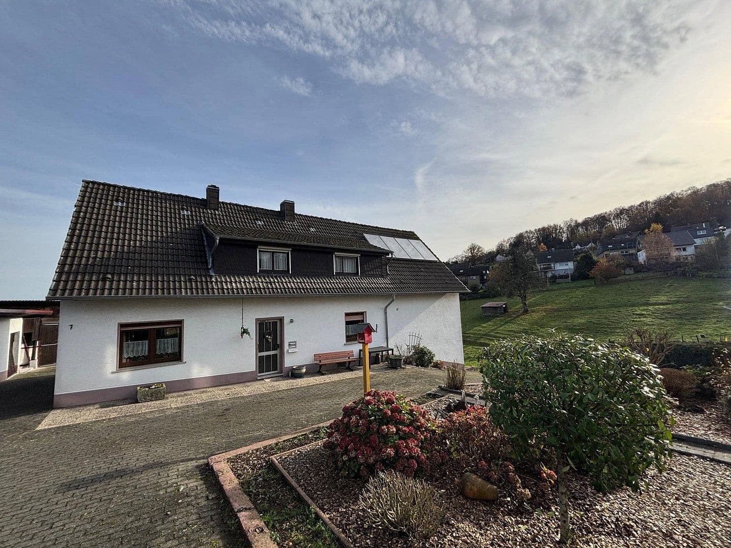 house for sale, 208 m², Bergstrasse 7, Lindlar, North Rhine-Westphalia house for sale, 208 m², Bergstrasse 7, Lindlar, North Rhine-Westphalia