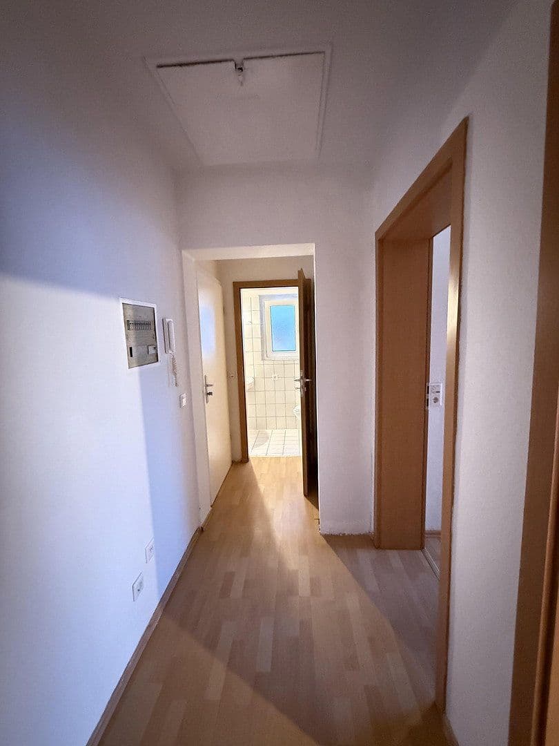 1 bedroom with open-plan kitchen flat to rent, 59 m², Falkensteinstraße 2-4, Oberhausen, North Rhine-Westphalia 1 bedroom with open-plan kitchen flat to rent, 59 m², Falkensteinstraße 2-4, Oberhausen, North Rhine-Westphalia