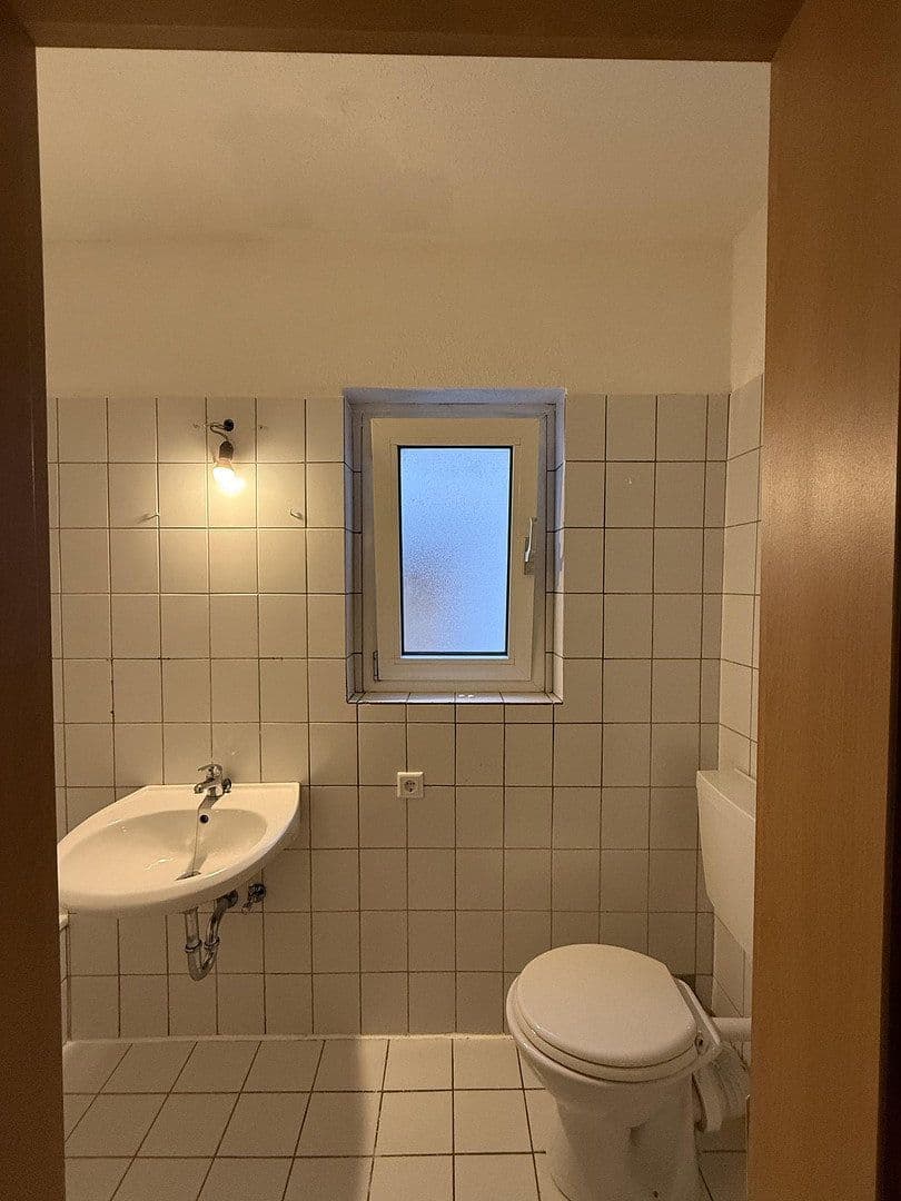 1 bedroom with open-plan kitchen flat to rent, 59 m², Falkensteinstraße 2-4, Oberhausen, North Rhine-Westphalia 1 bedroom with open-plan kitchen flat to rent, 59 m², Falkensteinstraße 2-4, Oberhausen, North Rhine-Westphalia