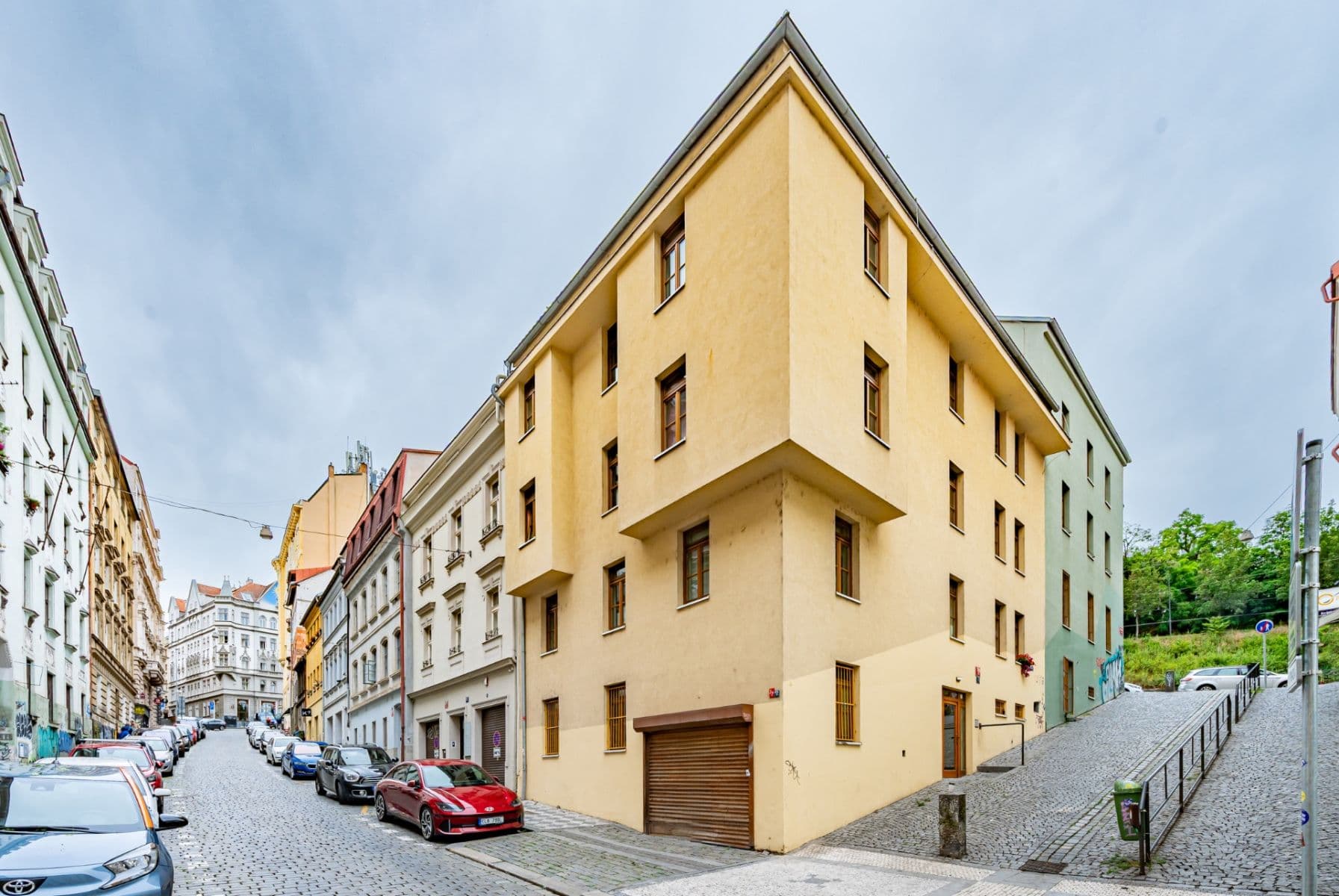 2 bedroom with open-plan kitchen flat for sale, 100 m², Francouzská, Prague, Prague 2 bedroom with open-plan kitchen flat for sale, 100 m², Francouzská, Prague, Prague
