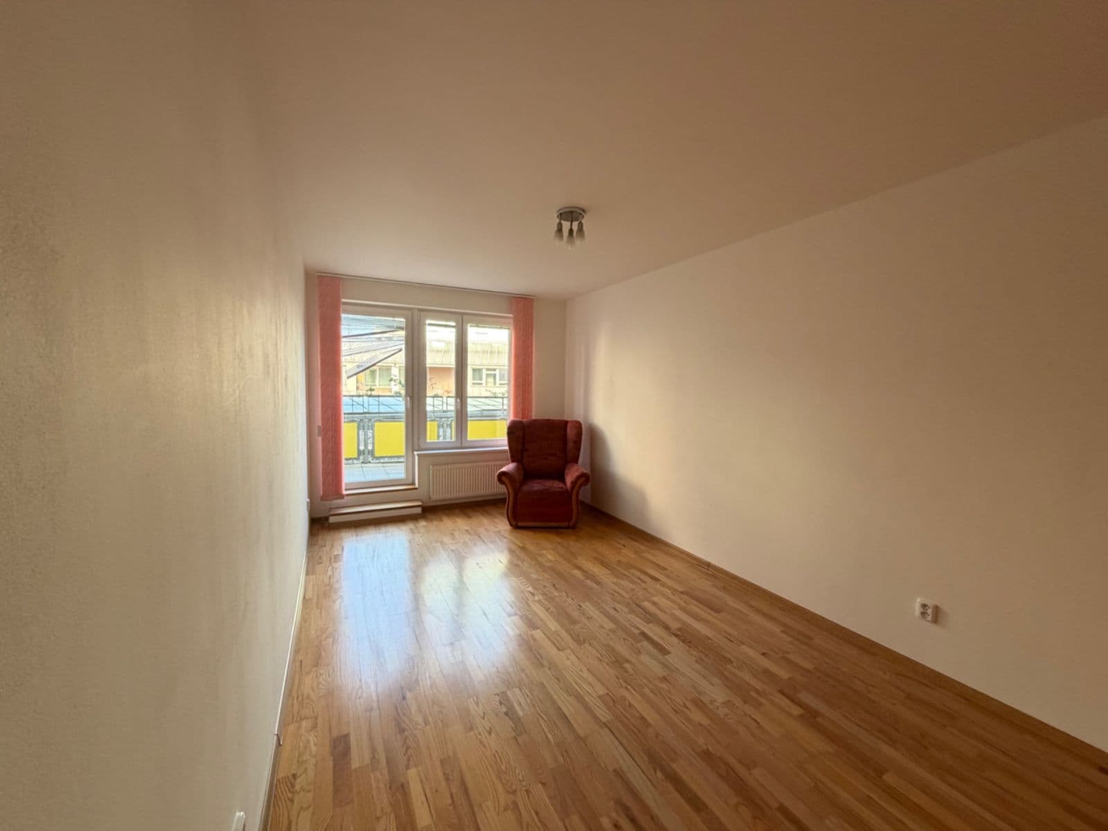 1 bedroom with open-plan kitchen flat to rent, 56 m², Petržílkova, Prague, Prague 1 bedroom with open-plan kitchen flat to rent, 56 m², Petržílkova, Prague, Prague