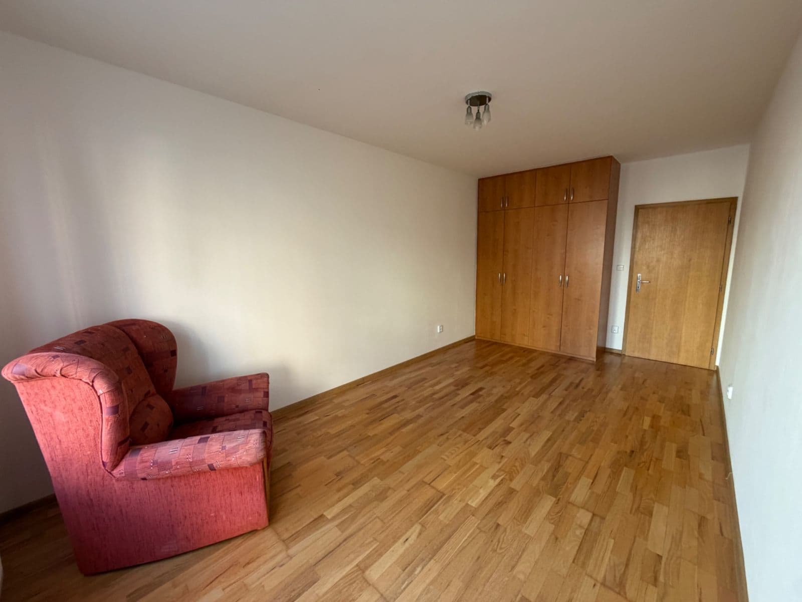 1 bedroom with open-plan kitchen flat to rent, 56 m², Petržílkova, Prague, Prague 1 bedroom with open-plan kitchen flat to rent, 56 m², Petržílkova, Prague, Prague
