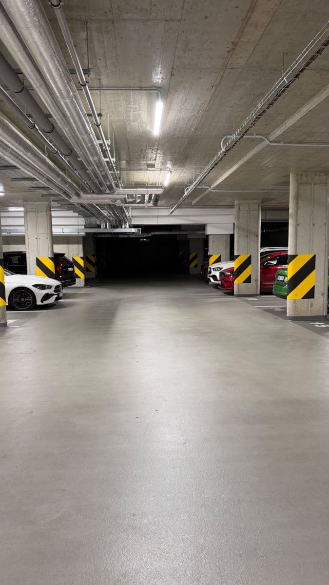garage to rent, 12 m², Sokolova, Prague, Prague garage to rent, 12 m², Sokolova, Prague, Prague