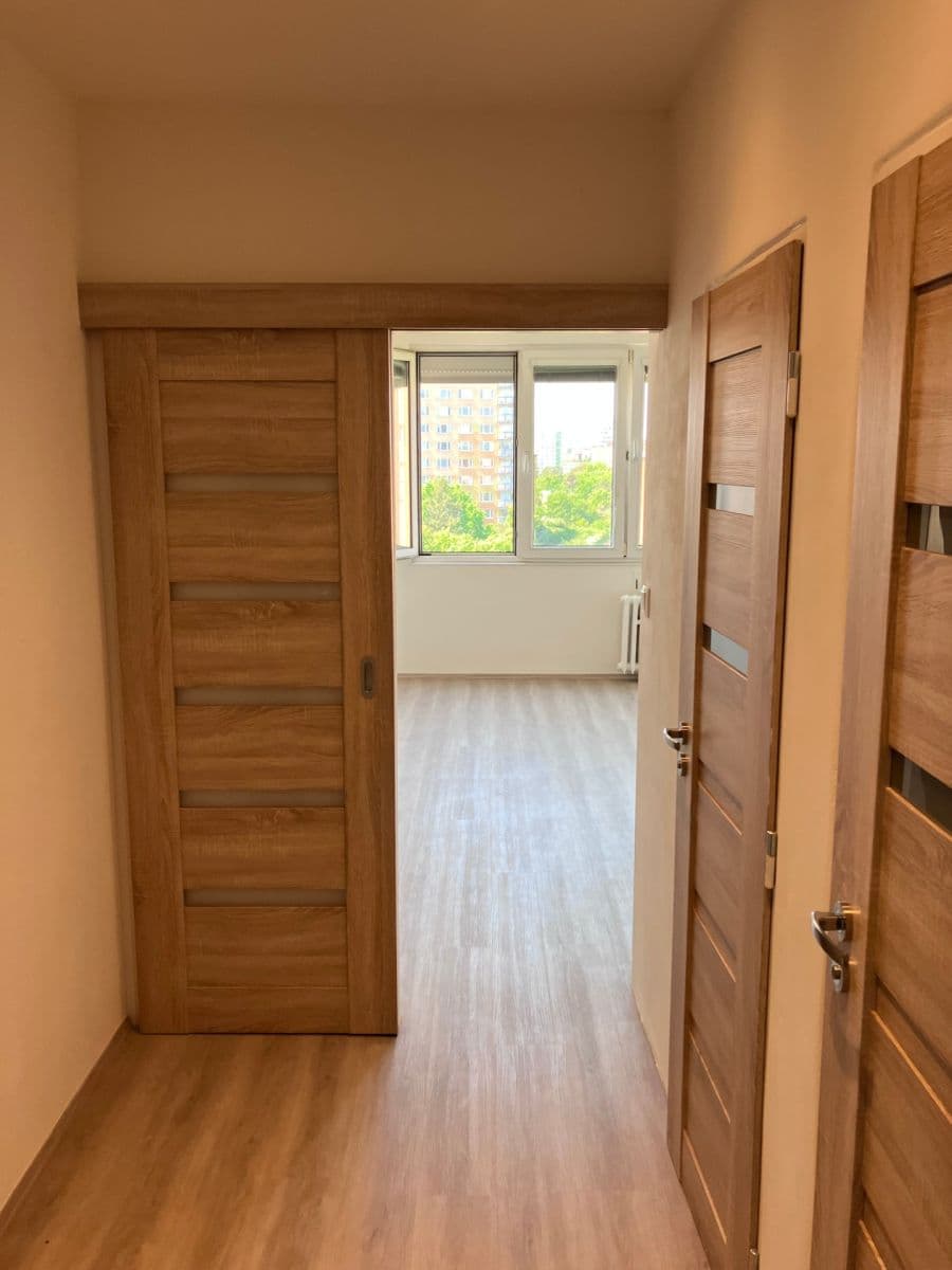 Studio flat to rent, 24 m², Přesličková, Prague, Prague Studio flat to rent, 24 m², Přesličková, Prague, Prague