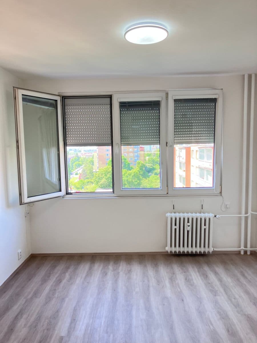 Studio flat to rent, 24 m², Přesličková, Prague, Prague Studio flat to rent, 24 m², Přesličková, Prague, Prague