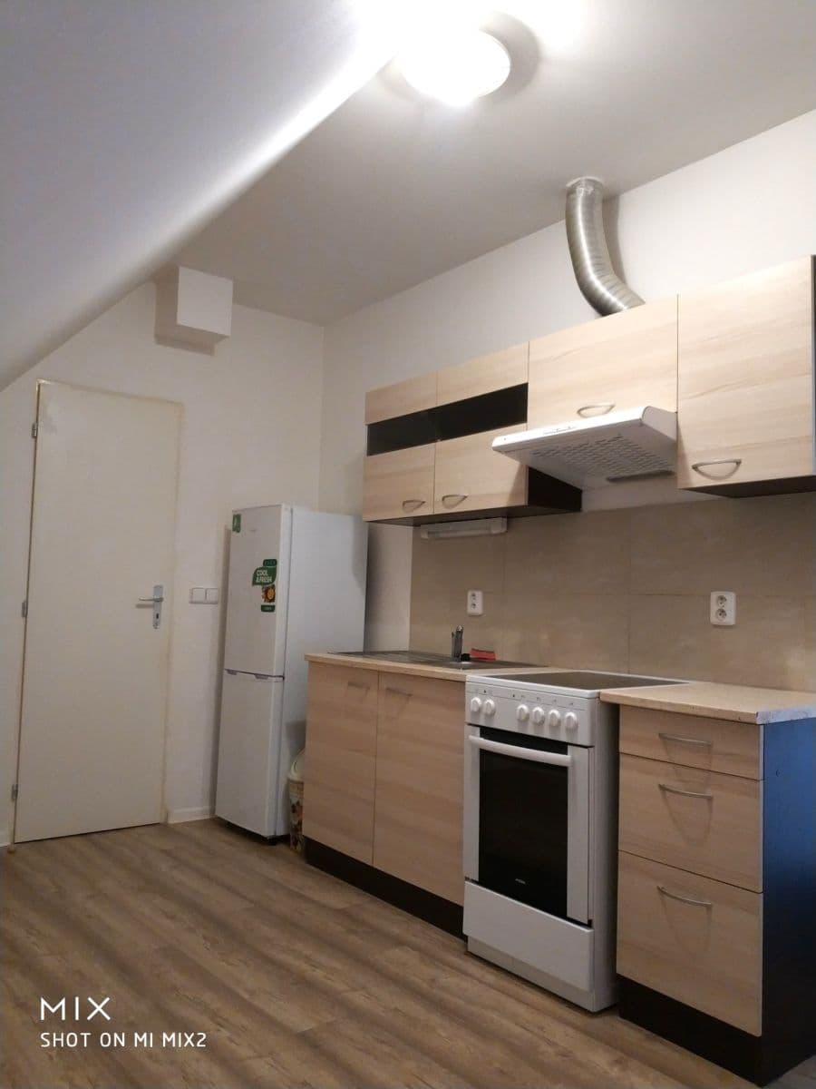 1 bedroom flat to rent, 37 m², Čsl. armády, Hostivice, Středočeský Region 1 bedroom flat to rent, 37 m², Čsl. armády, Hostivice, Středočeský Region